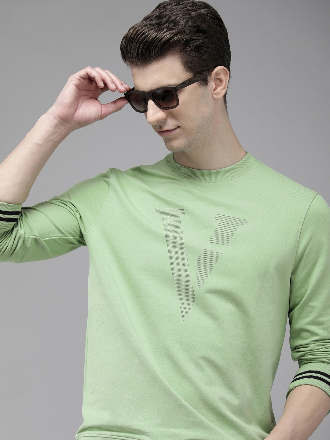 

Van Heusen Men Printed Sweatshirt, Green