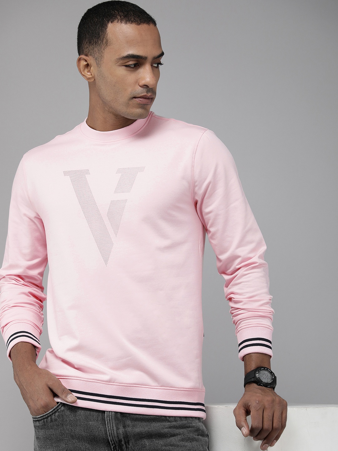 

Van Heusen Men Printed Sweatshirt, Pink