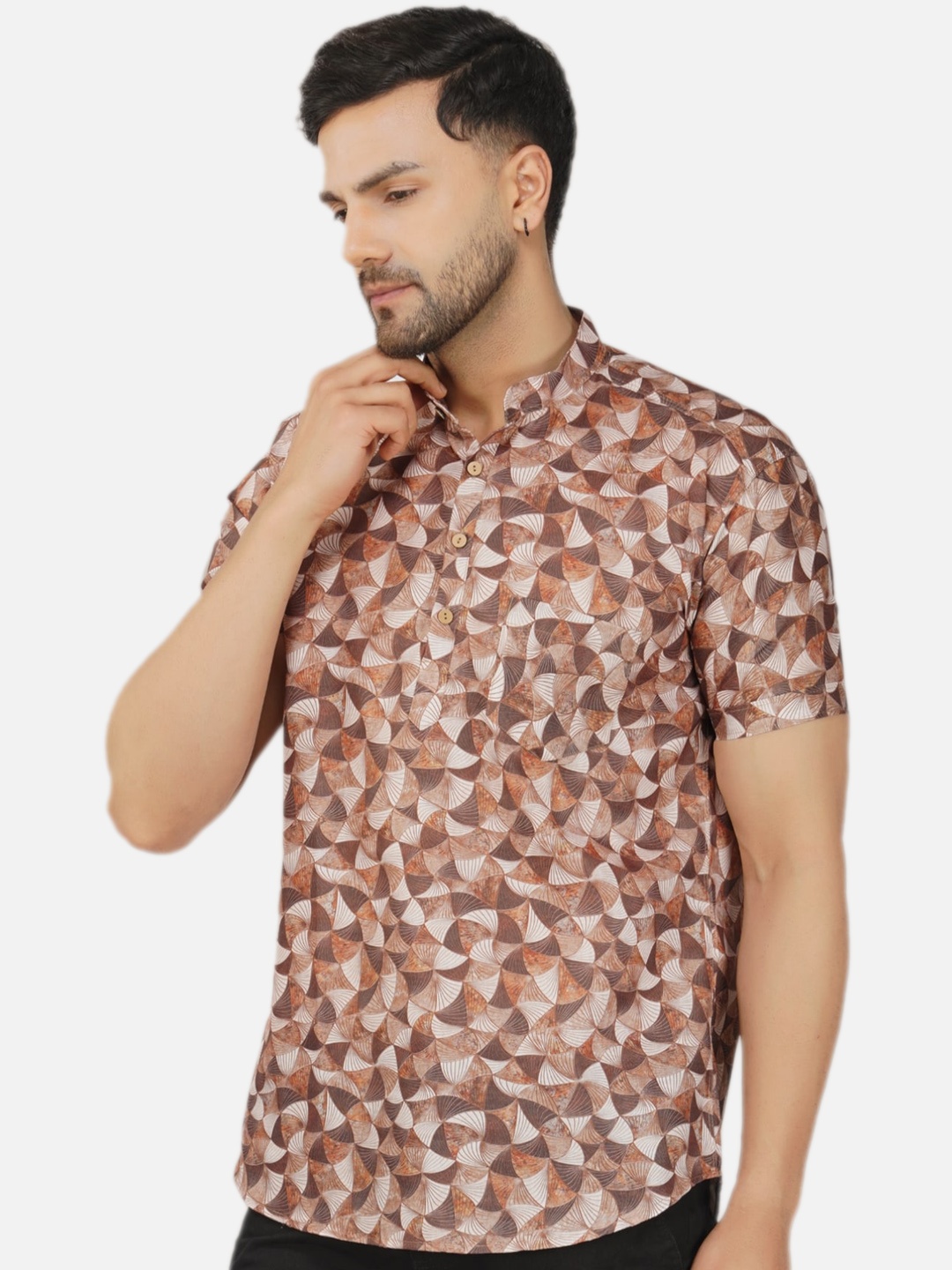 

BASE 41 Geometric Printed Mandarin Collar Kurta, Brown