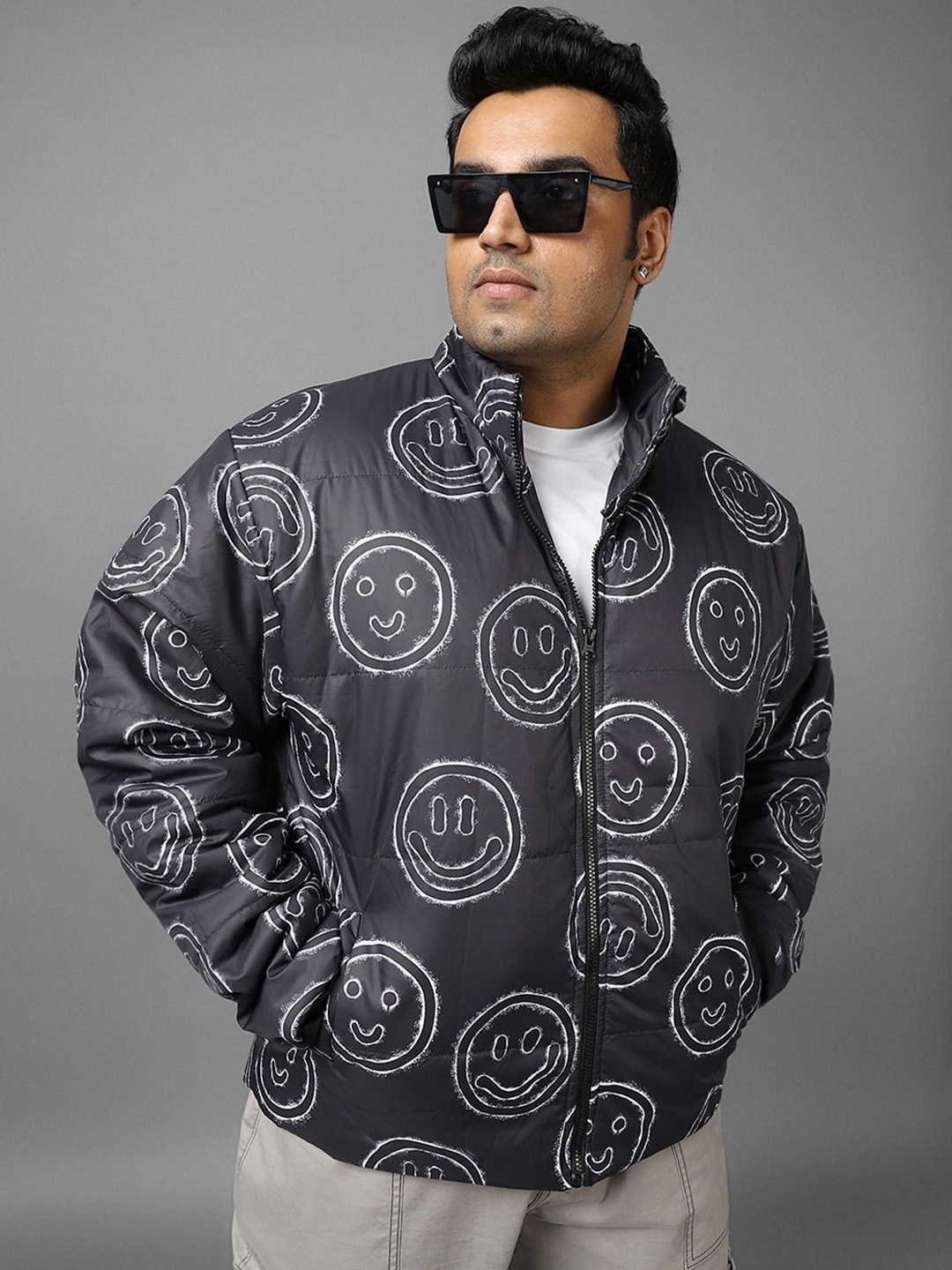 

Bewakoof Plus Conversational Printed Oversized Padded Jacket, Navy blue