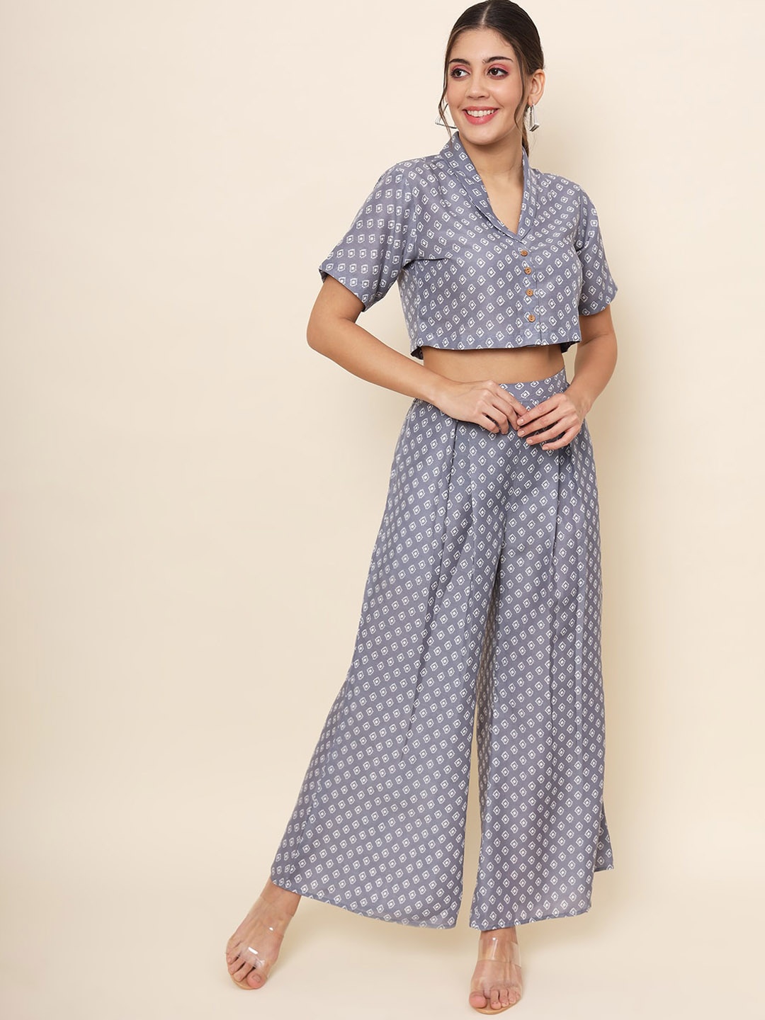 

BAESD Printed Shawl Neck Crop Shirt With Palazzos, Grey