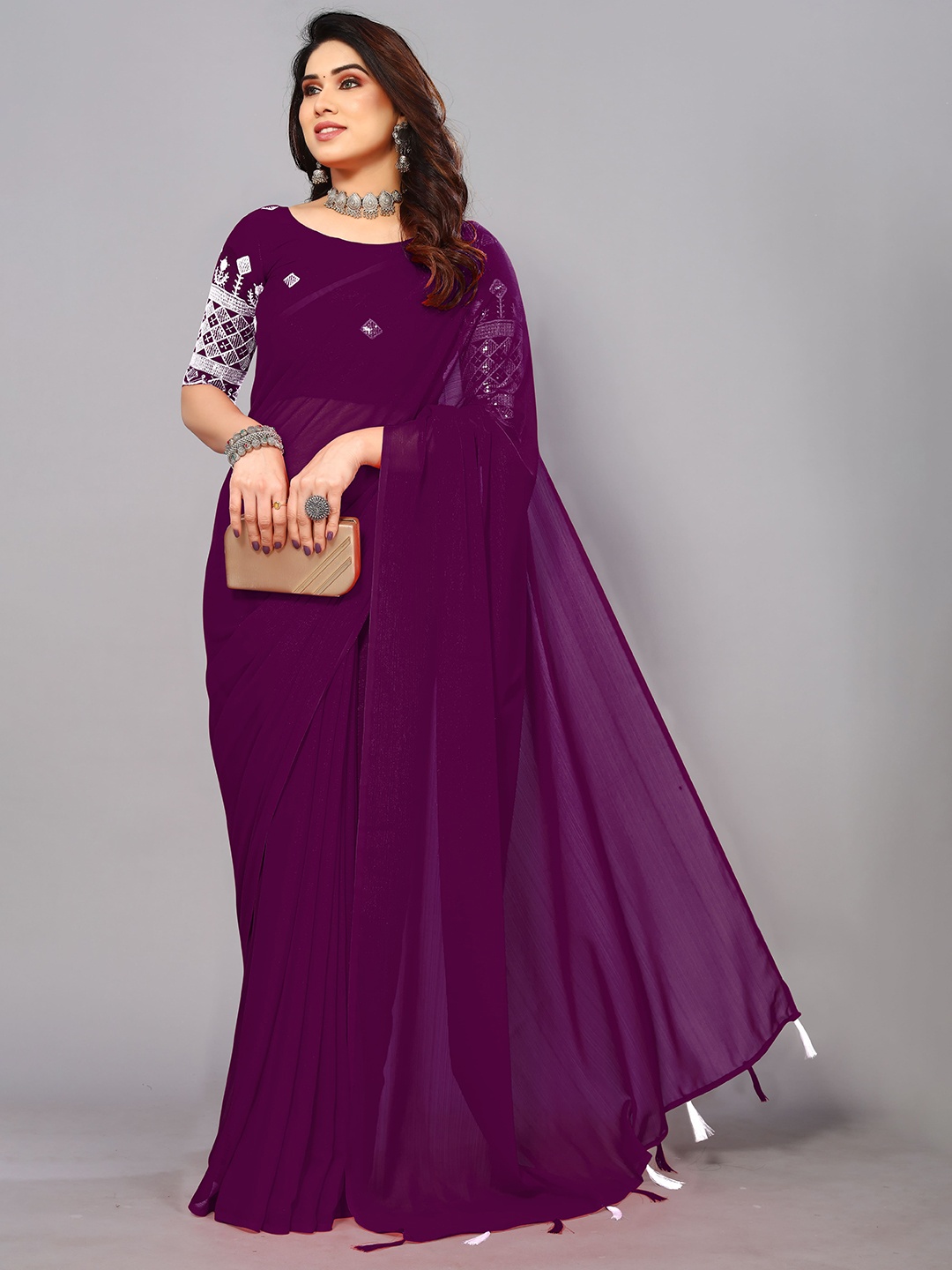 

ZELZIS Saree With Embroidered Blouse, Purple