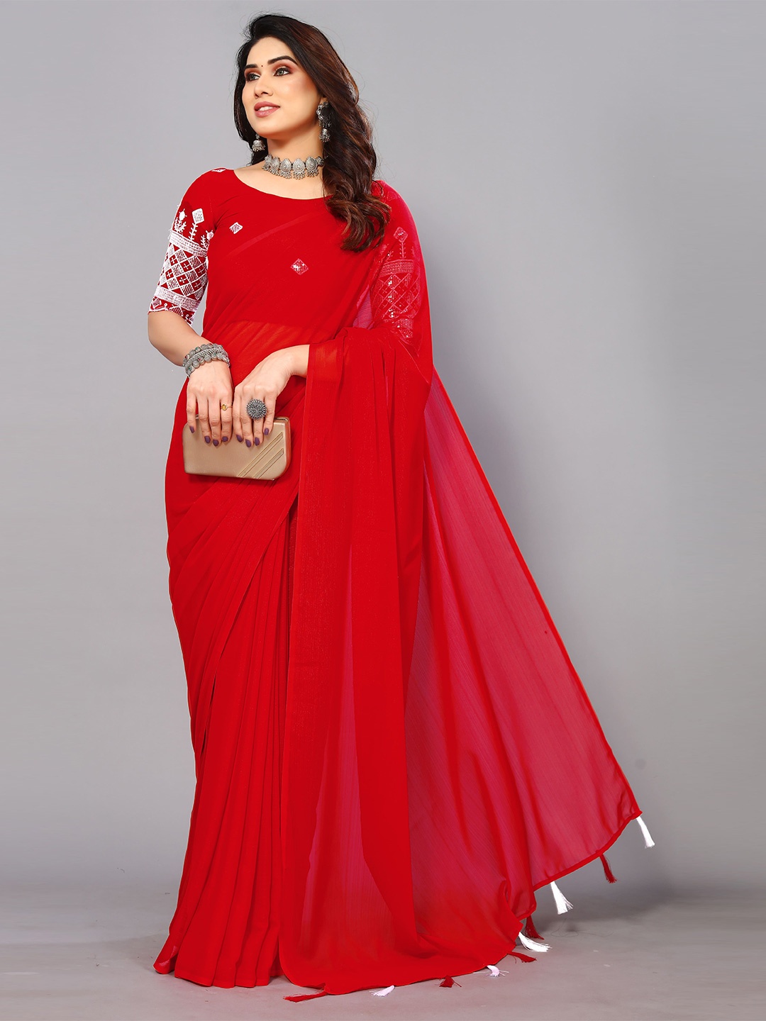 

ZELZIS Saree With Embroidered Blouse, Red
