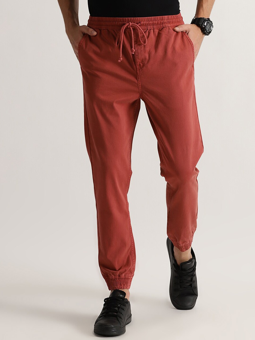 

Old Grey Men Mid-Rise Cotton Slim Fit Joggers, Peach