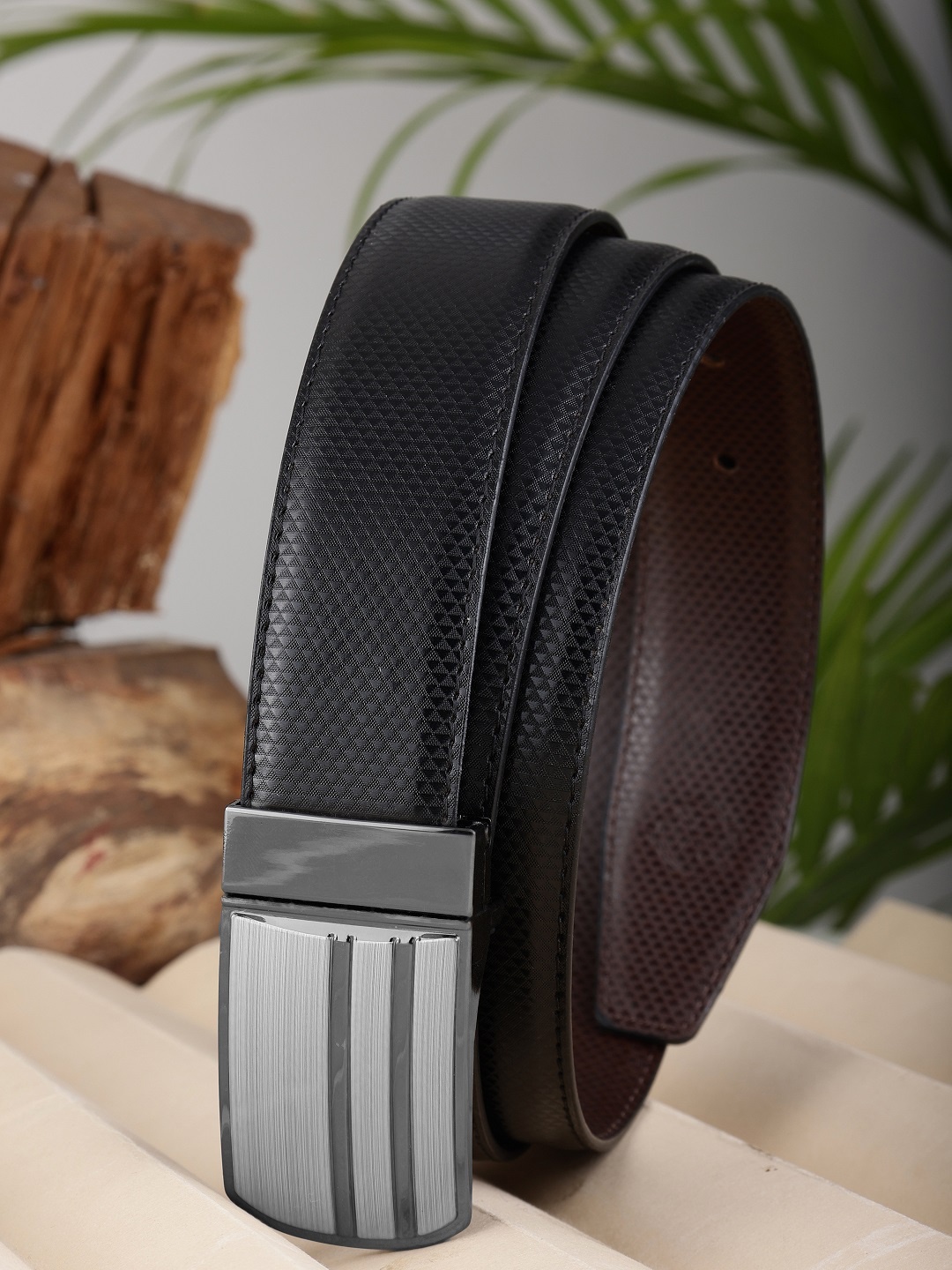 

ZEVORA Men Textured Leather Reversible Belt, Black