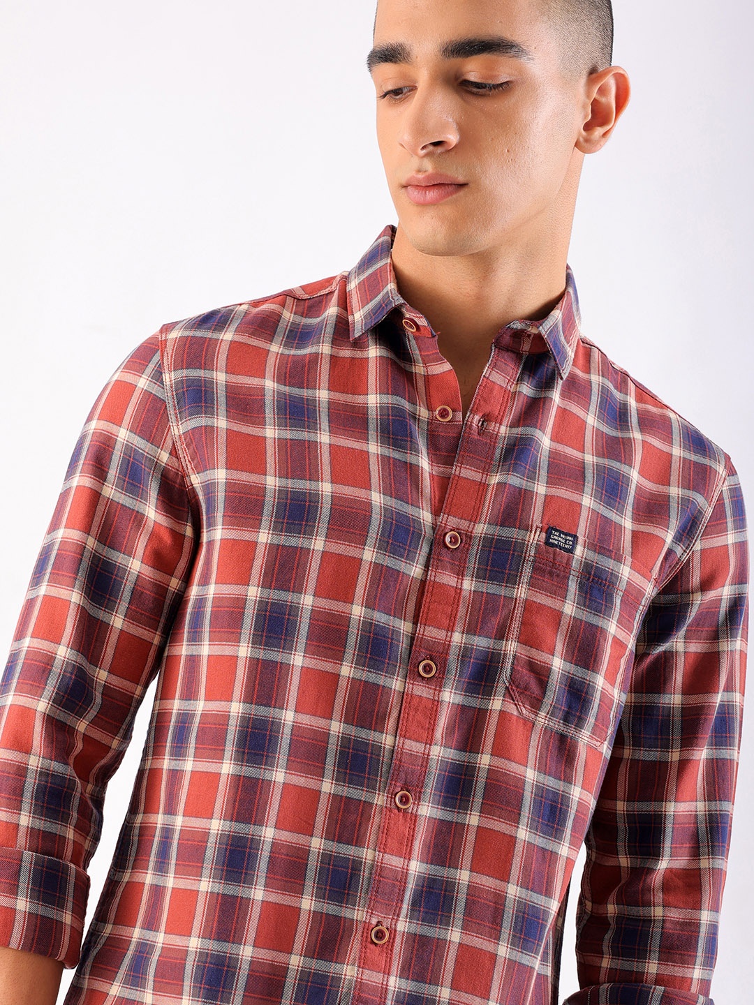 

The Indian Garage Co Rust Slim Fit Tartan Checks Spread Collar Cotton Casual Shirt