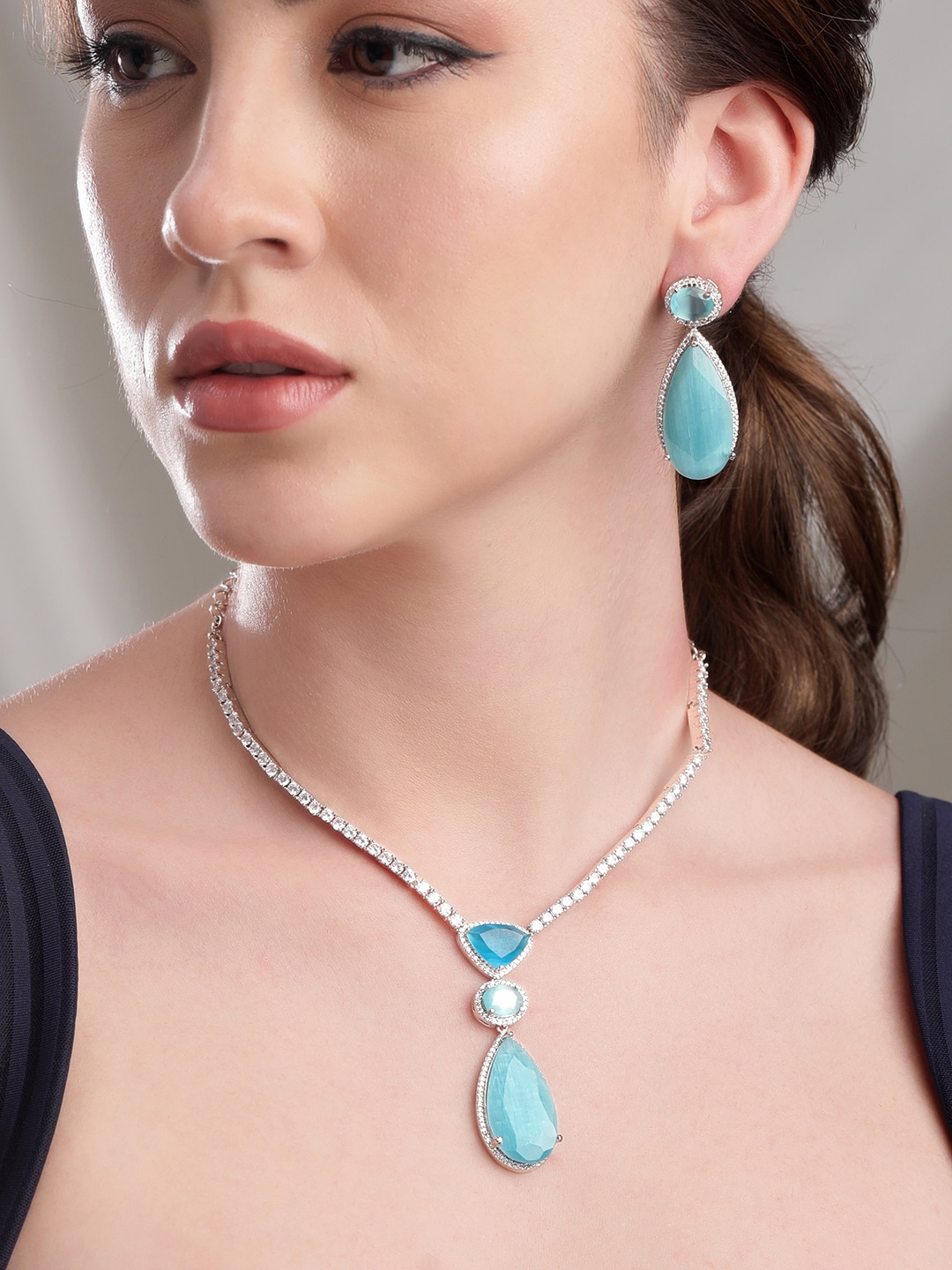 

Rubans Blue Charm: Blue Stone AD Necklace Set, Silver
