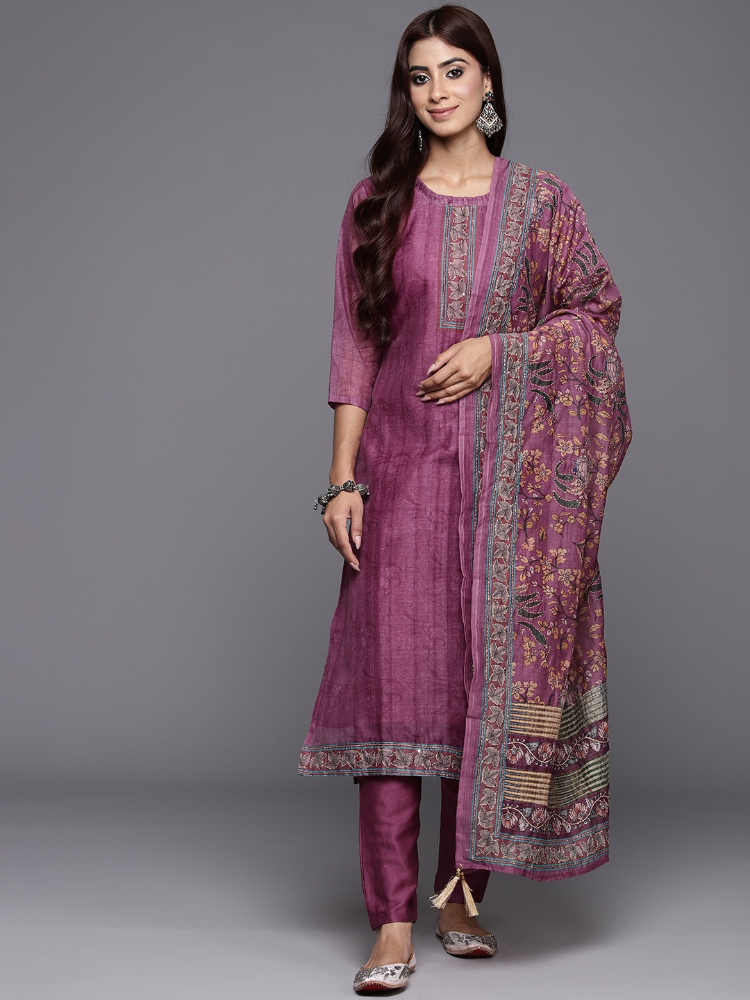 

Varanga Women Floral Embroidered Regular Kurta with Trousers & With Dupatta, Magenta