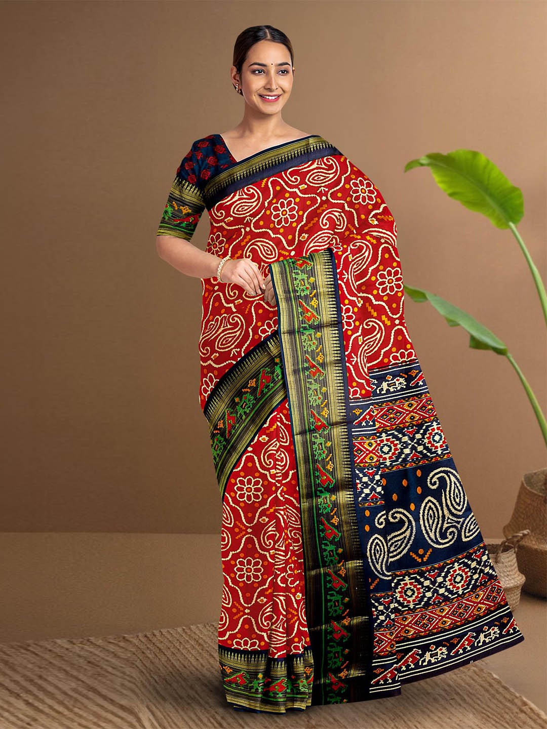 

Kalamandir Ethnic Motifs Printed Saree, Red