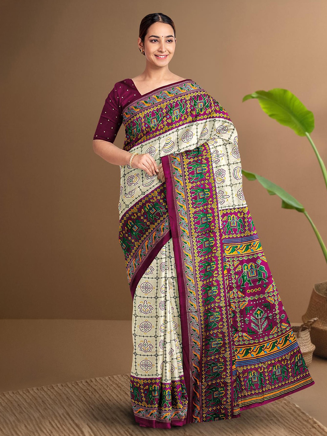 

Kalamandir Ethnic Motifs Printed Saree, Cream