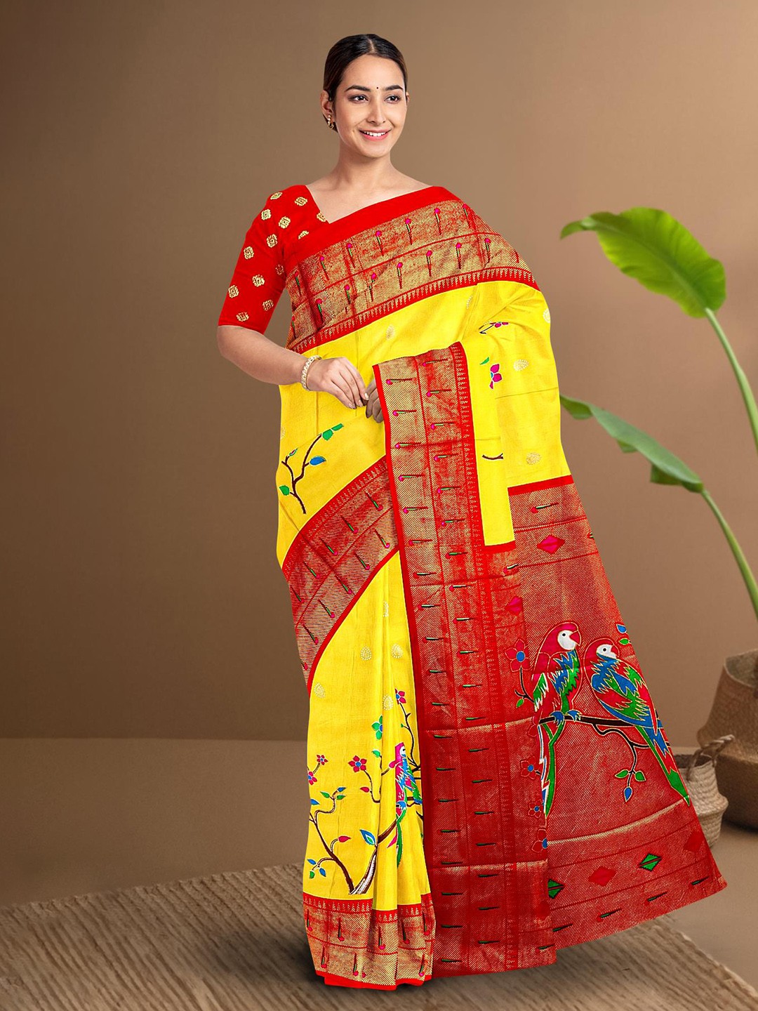 

Kalamandir Floral Printed Saree, Yellow
