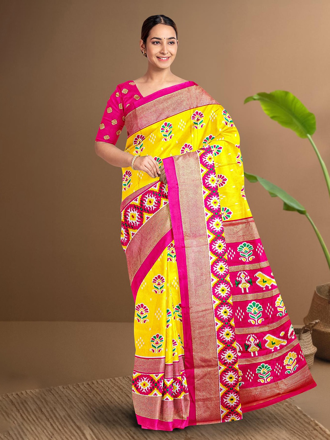 

Kalamandir Ethnic Motifs Printed Saree, Yellow