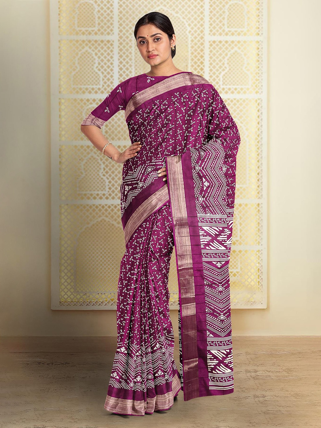 

Kalamandir Geometric Printed Saree, Purple