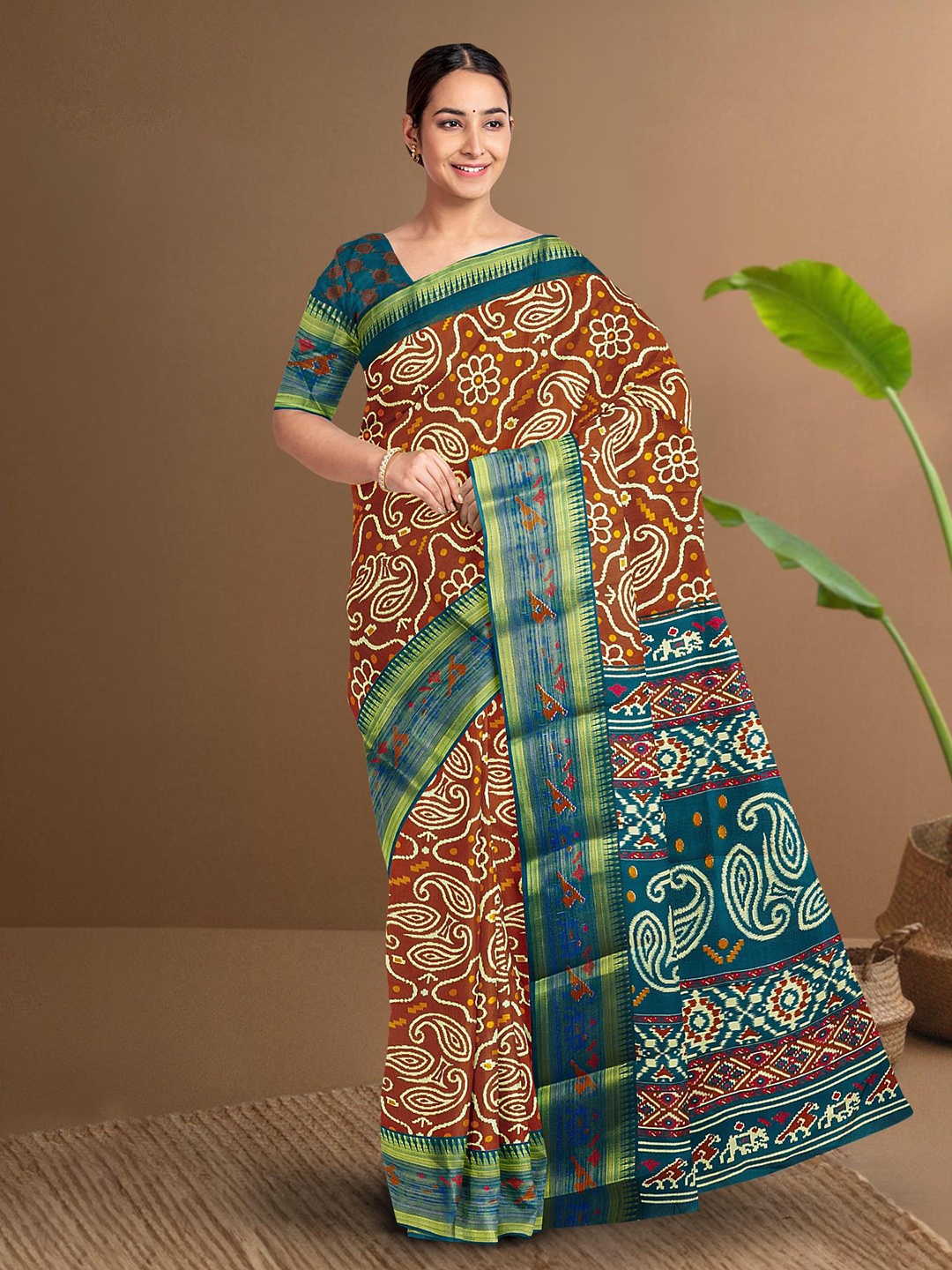 

Kalamandir Floral Printed Saree, Brown