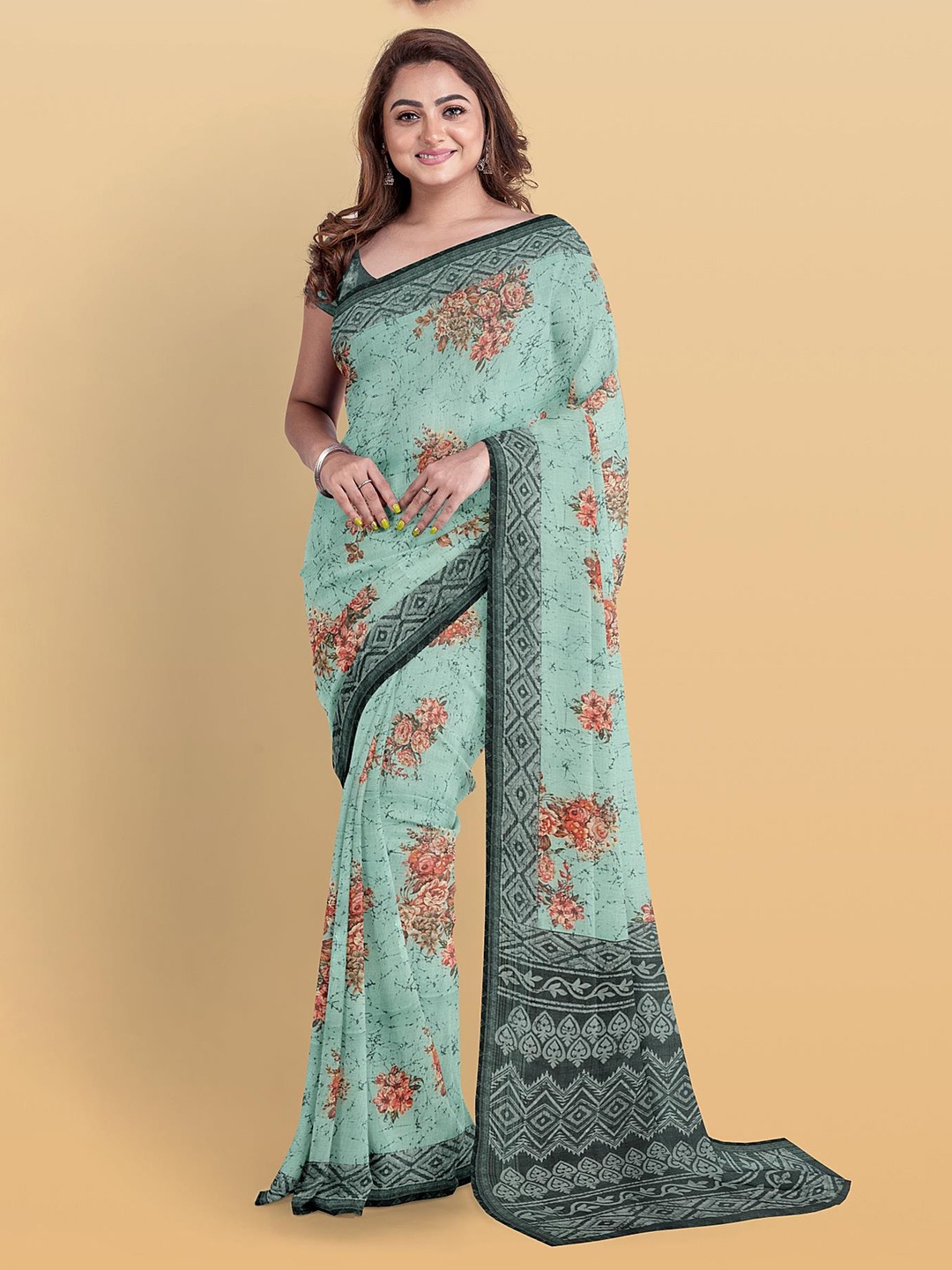 

Kalamandir Floral Printed Saree, Green