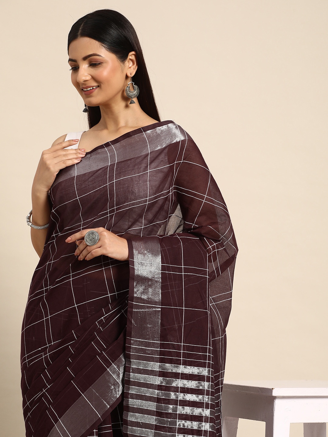 

Kalyan Silks Checked Pure Linen Taant Saree, Brown