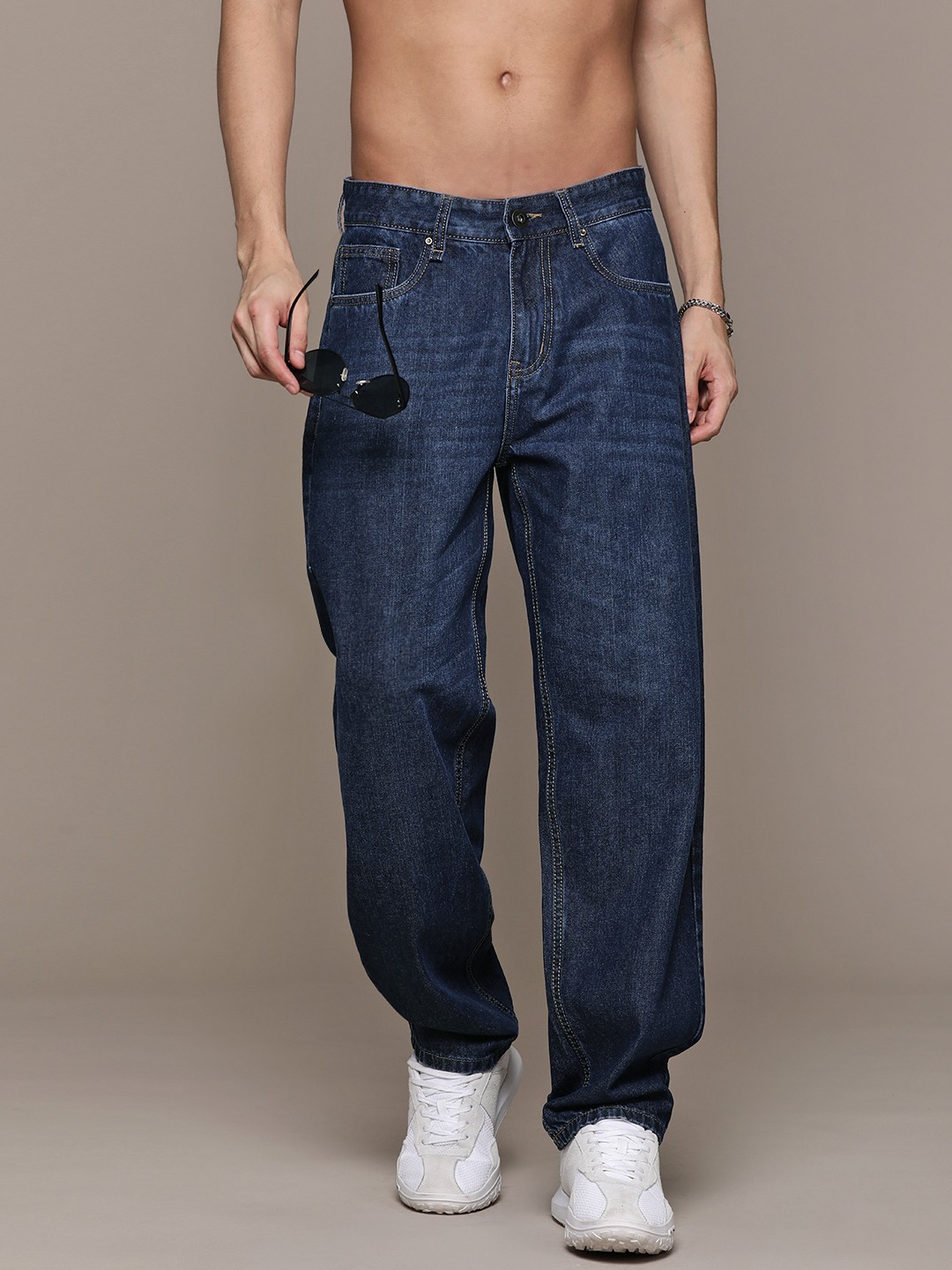 

Roadster Men Loose Fit Cotton Jeans, Blue