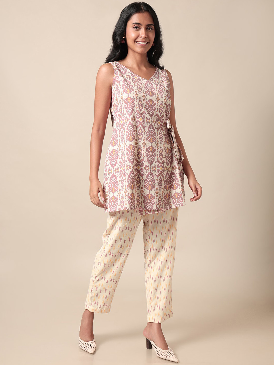 

Saaki Women Printed Sleeveless Top With Trousers, Off white