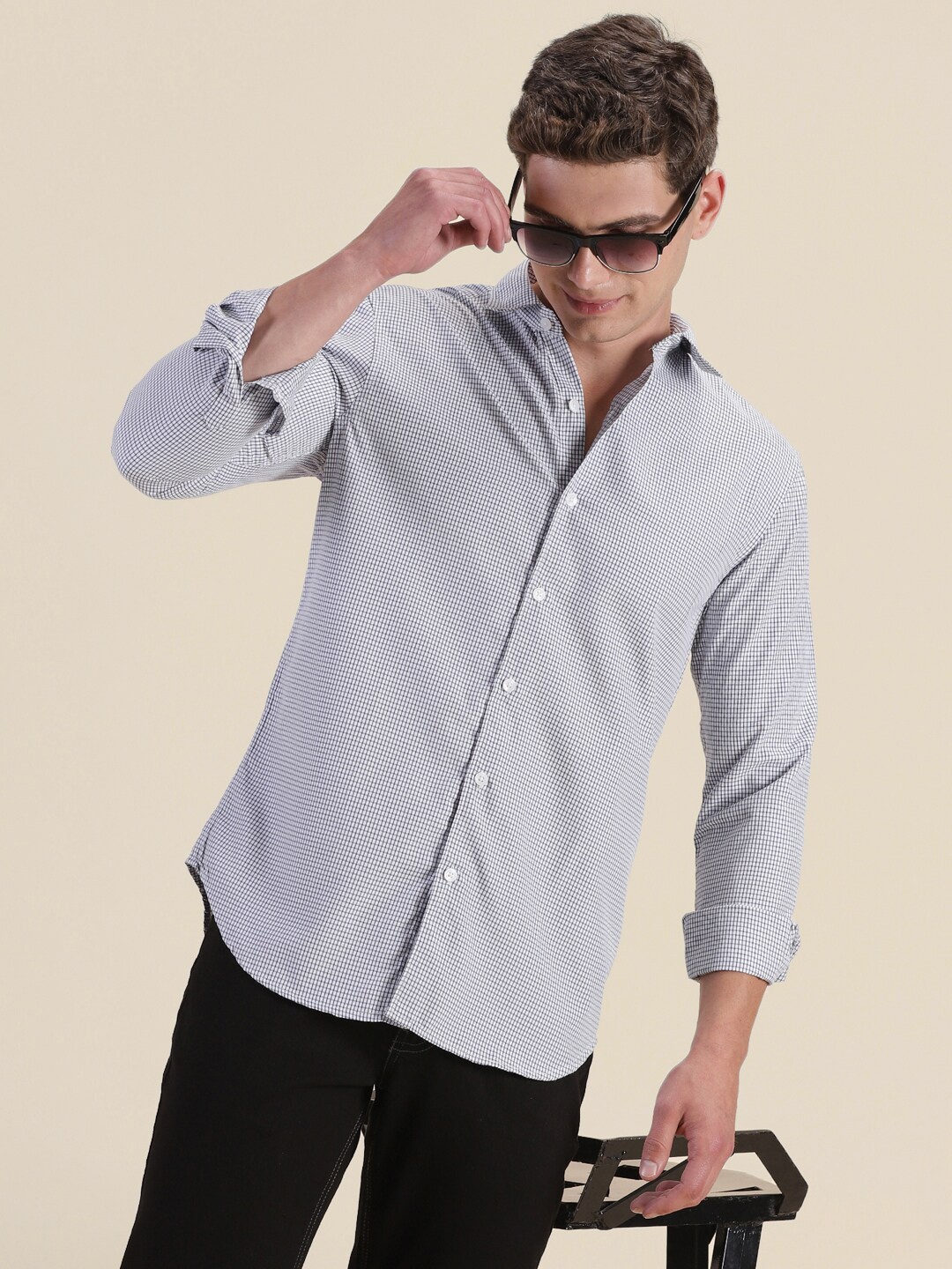 

encore by INVICTUS Micro Checked Slim Fit Classic Opaque Casual Shirt, Navy blue