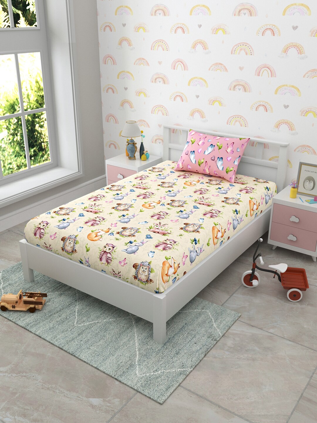 

EverHOME Beige Cartoon Characters Cotton160 TC Single Bedsheet with 1 Pillow Cover