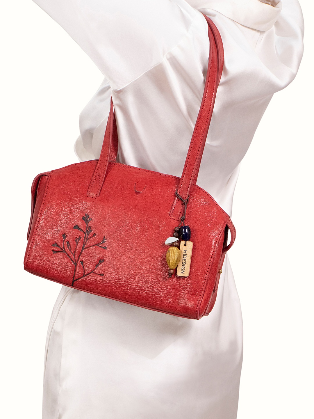 

Hidesign Textured Structured Leather Shoulder Bag With Tasselled, Red