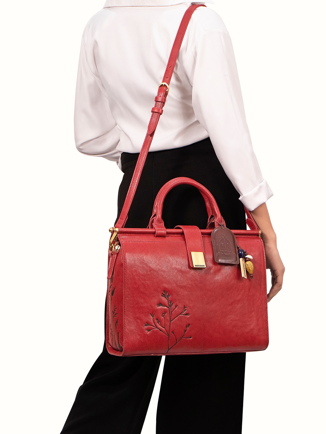 

Hidesign Leather Laptop Bag With Cut Work, Red