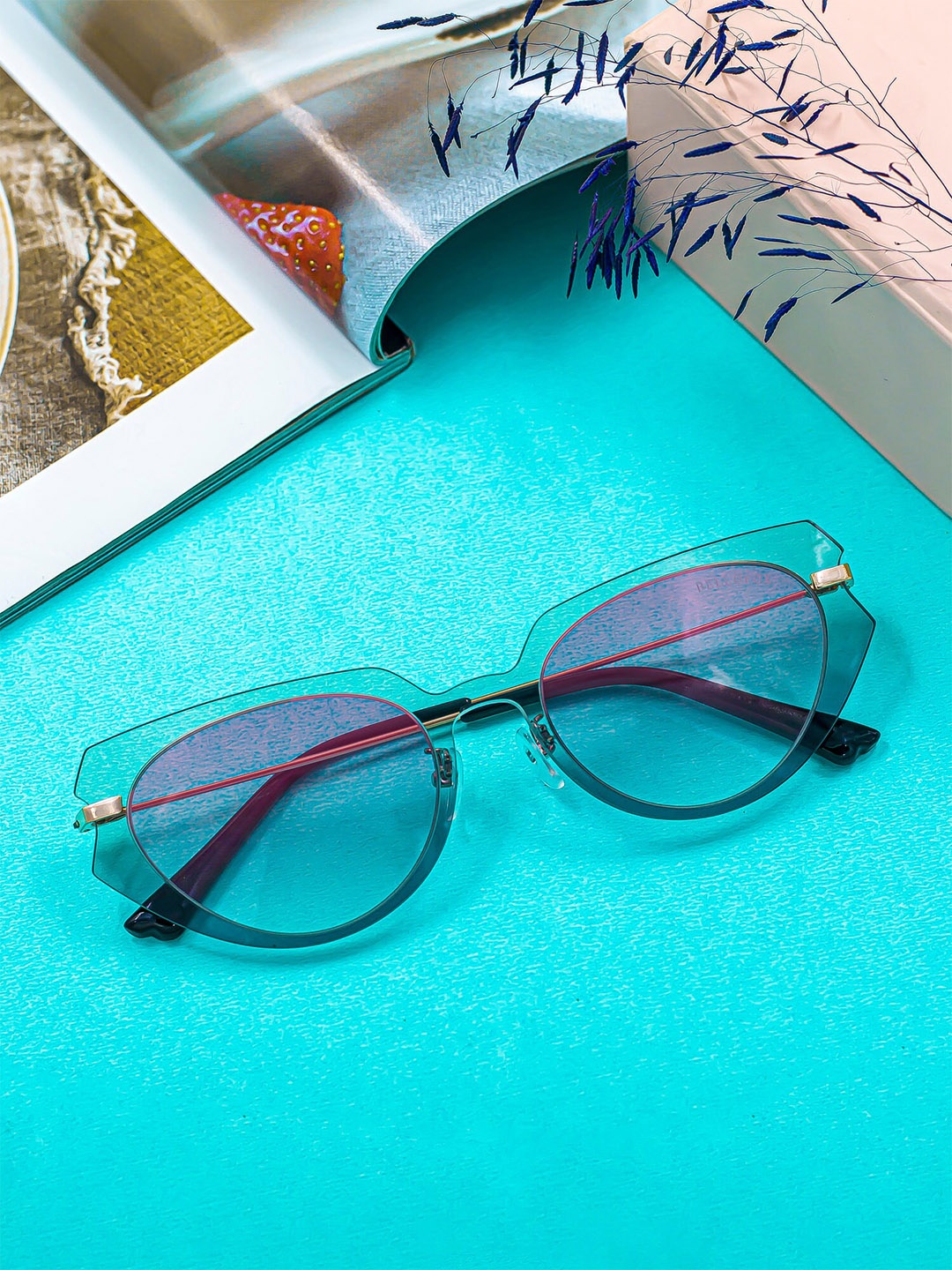 

Bellofox Unisex Transparent Oval Sunglass BS1731-1123
