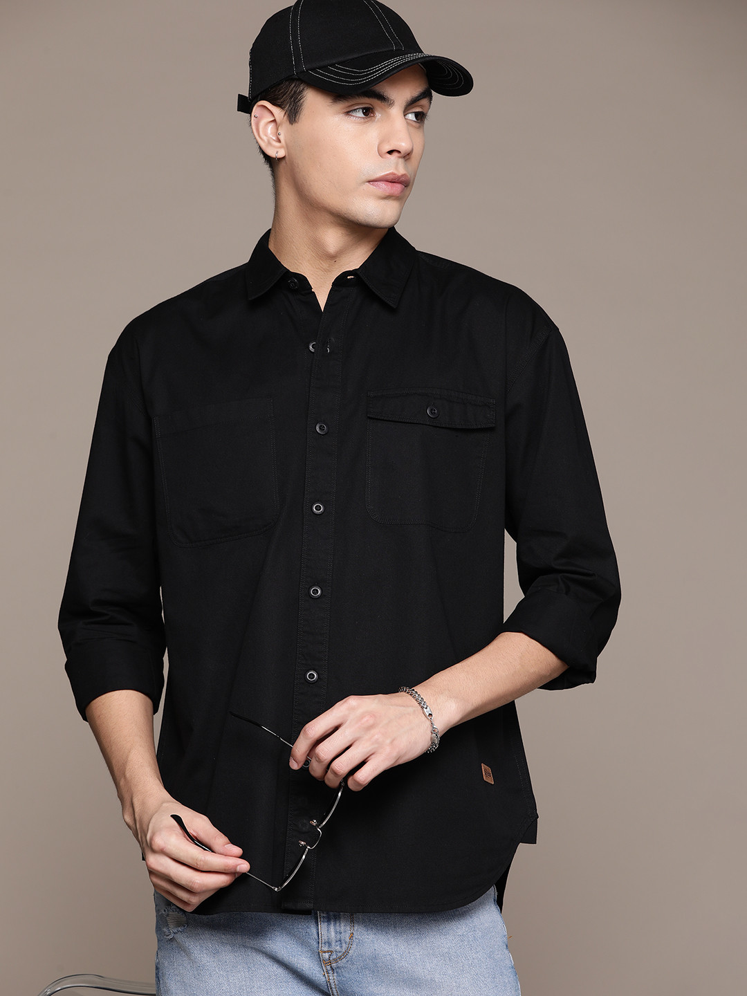 

Roadster Men Classic Oversized Pure Cotton Casual Shirt, Black
