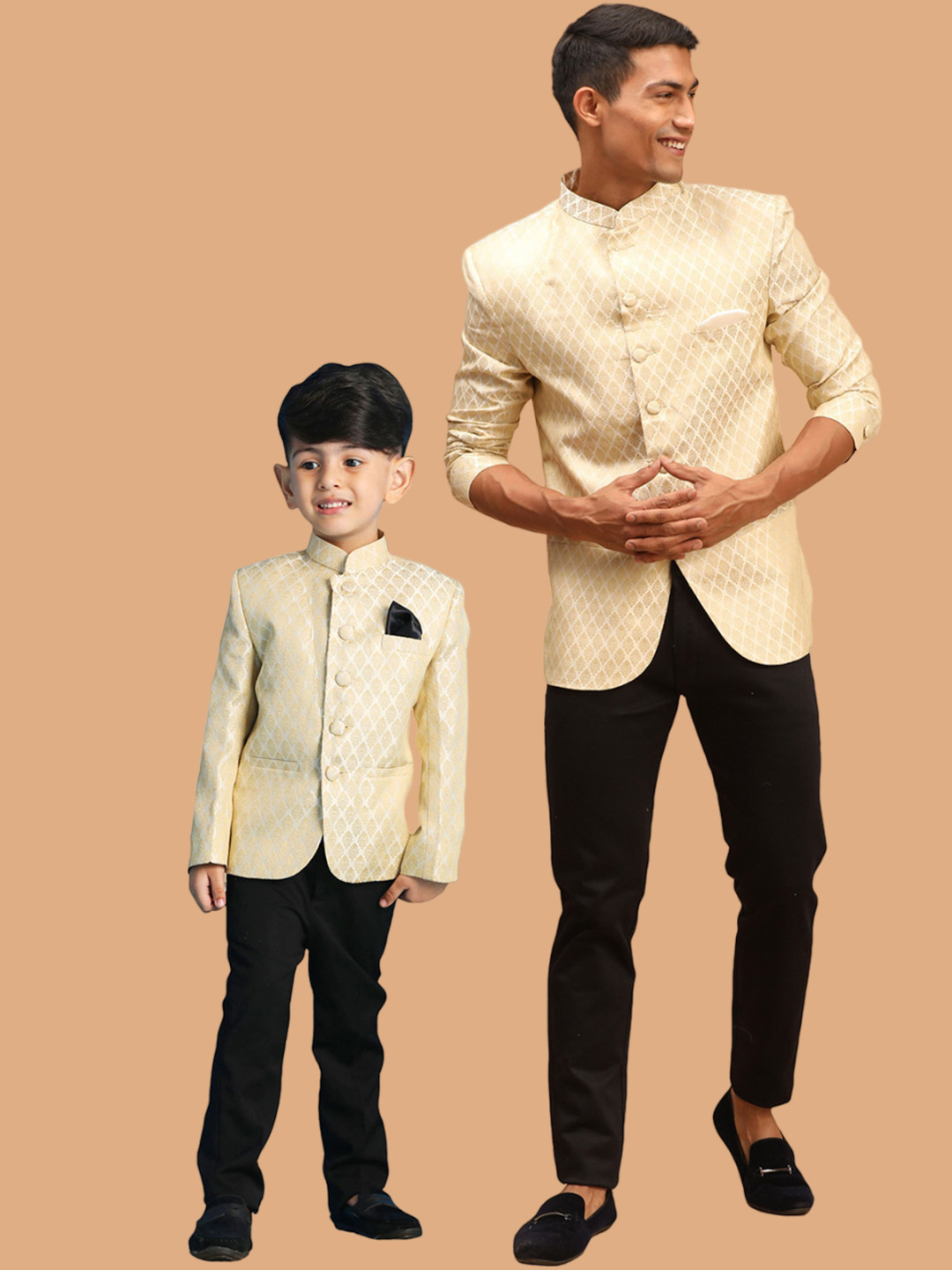 

VASTRAMAY Self Design Mandarin Collar Slim-Fit Silk Bandhgala Blazer, Cream