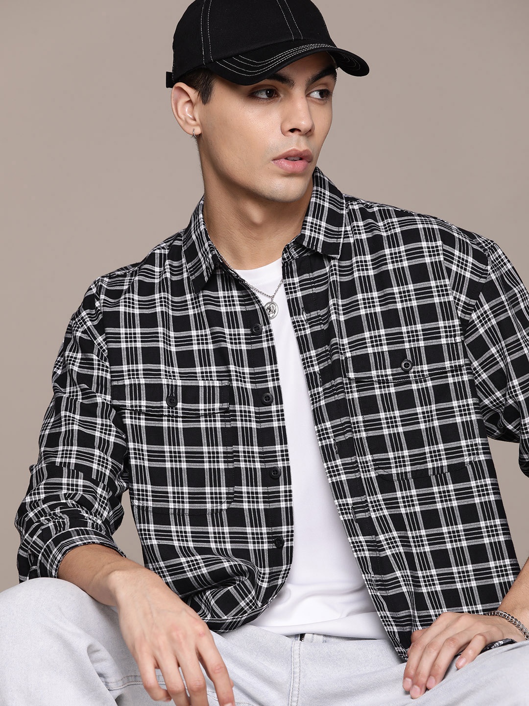 

Roadster Men Classic Checked Pure Cotton Casual Shirt, Black