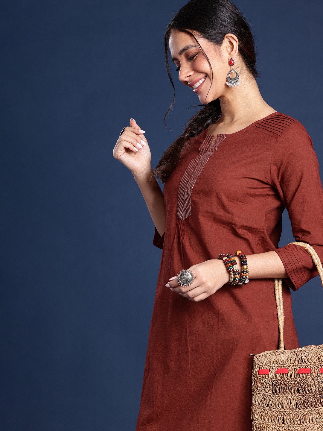 

Taavi Yoke Design Kantha Work Pure Cotton Kurta, Maroon