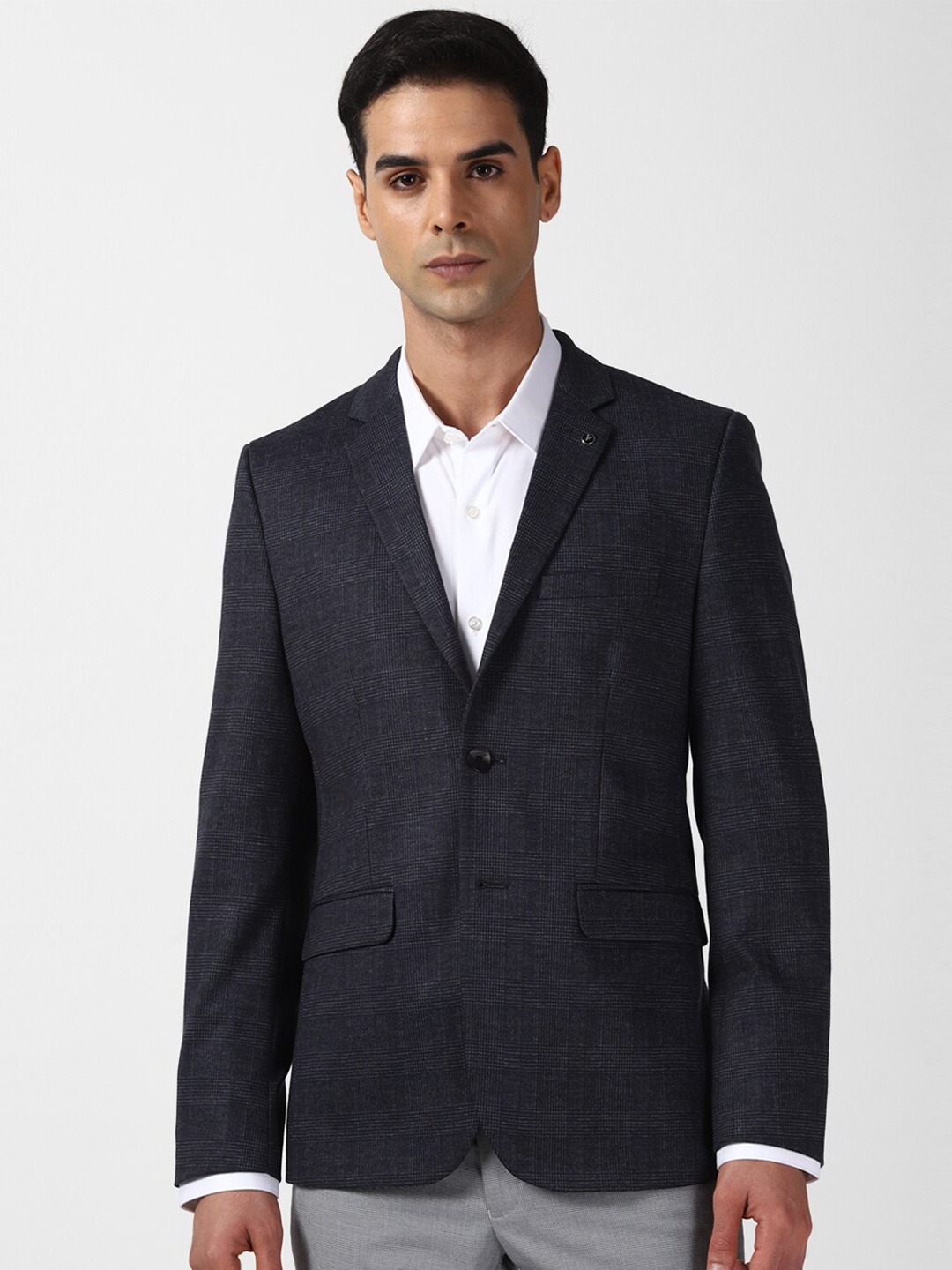 

Van Heusen Checked Slim Fit Notched Lapel Collar Single-Breasted Blazer, Navy blue