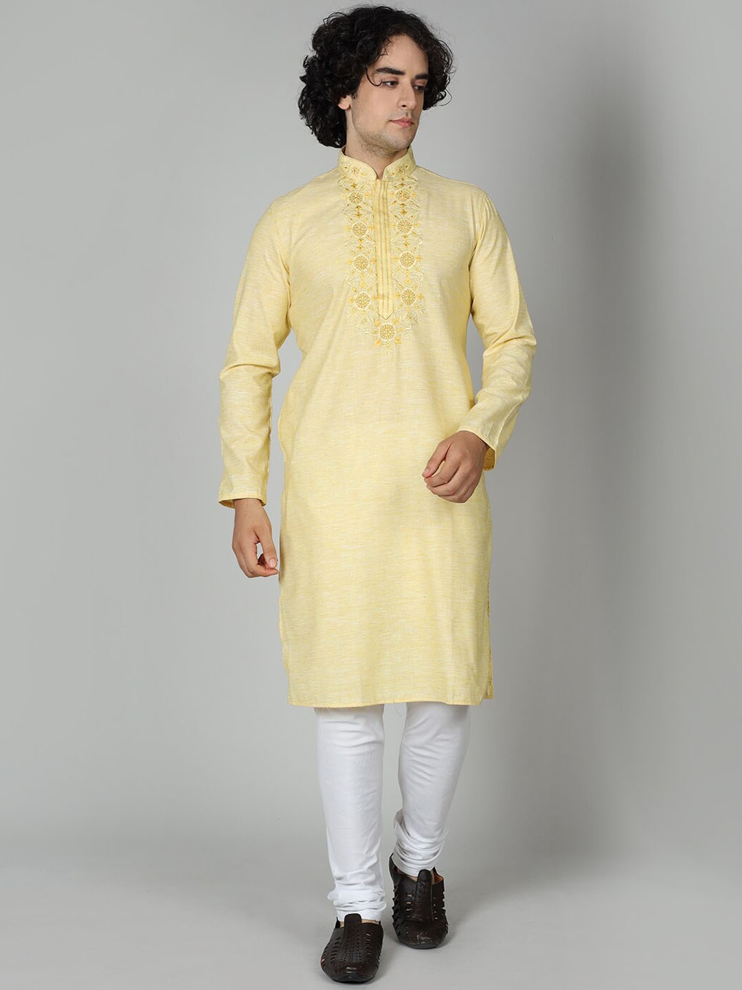 

MAAHI FABS Thread Work Mandarin Collar Straight Kurta, Cream