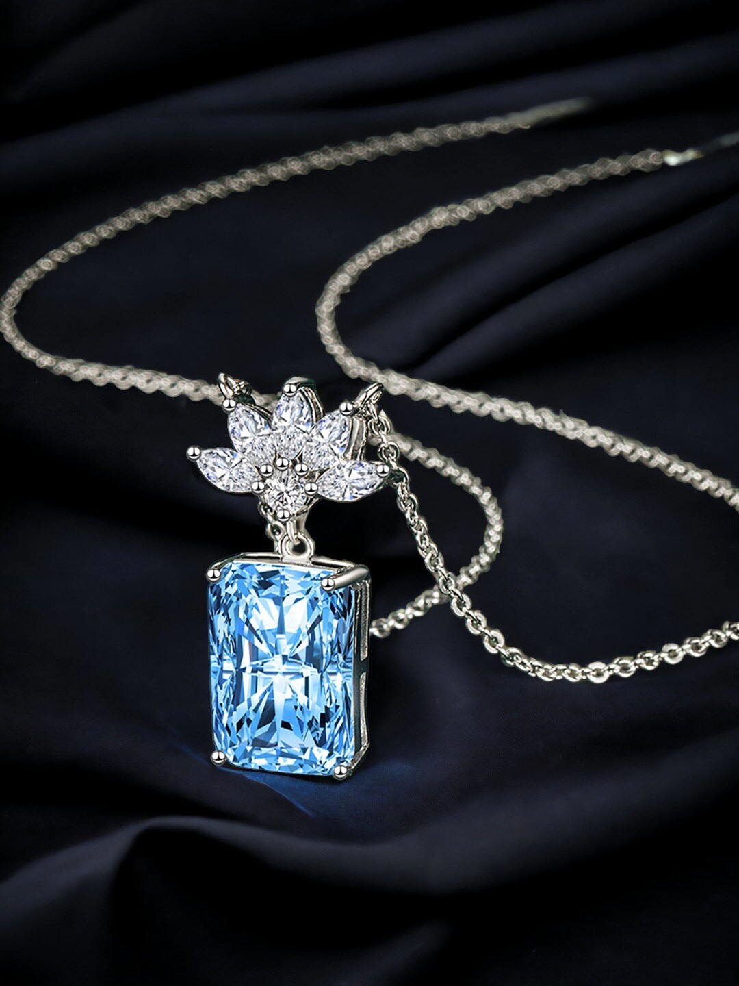 

Designs & You Blue Brass Silver-Plated Necklace