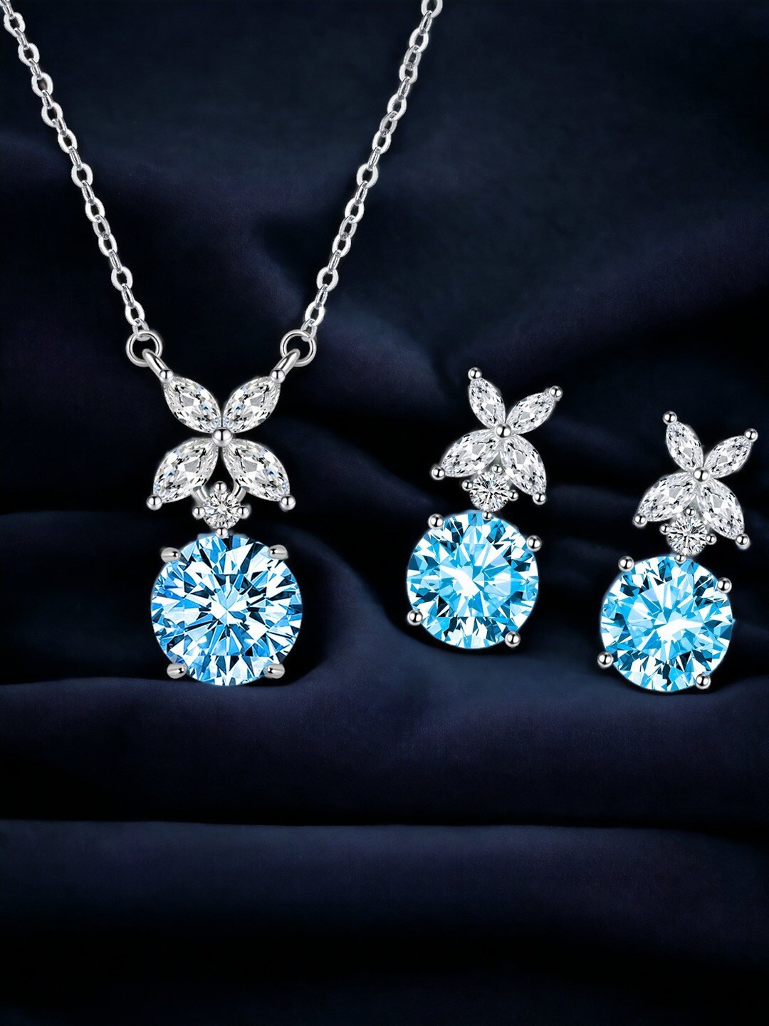 

Designs & You Silver-Plated Cubic Zirconia Studded Jewellery Set