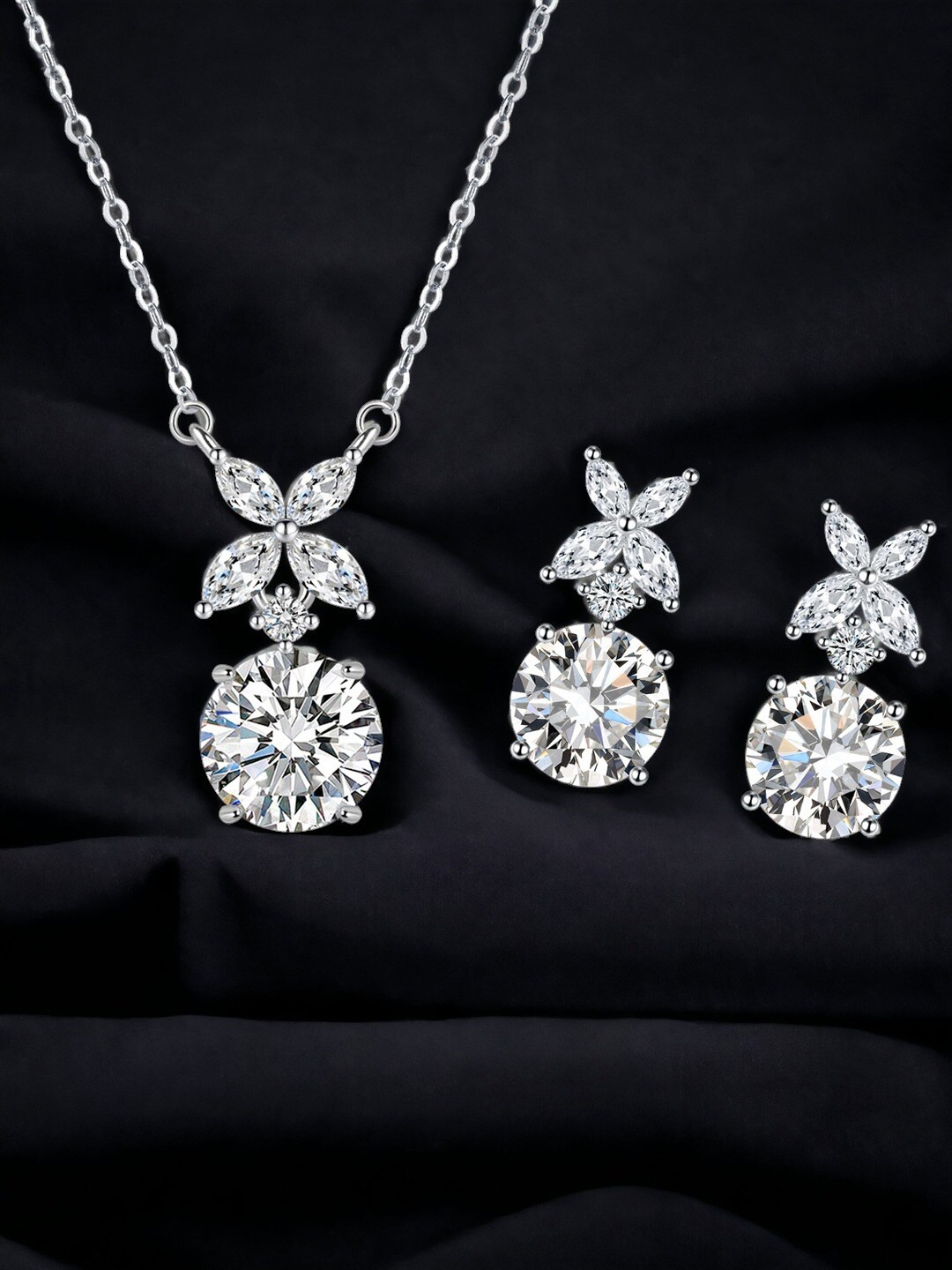 

Designs & You Silver-Plated Cubic Zirconia Studded Jewellery Set