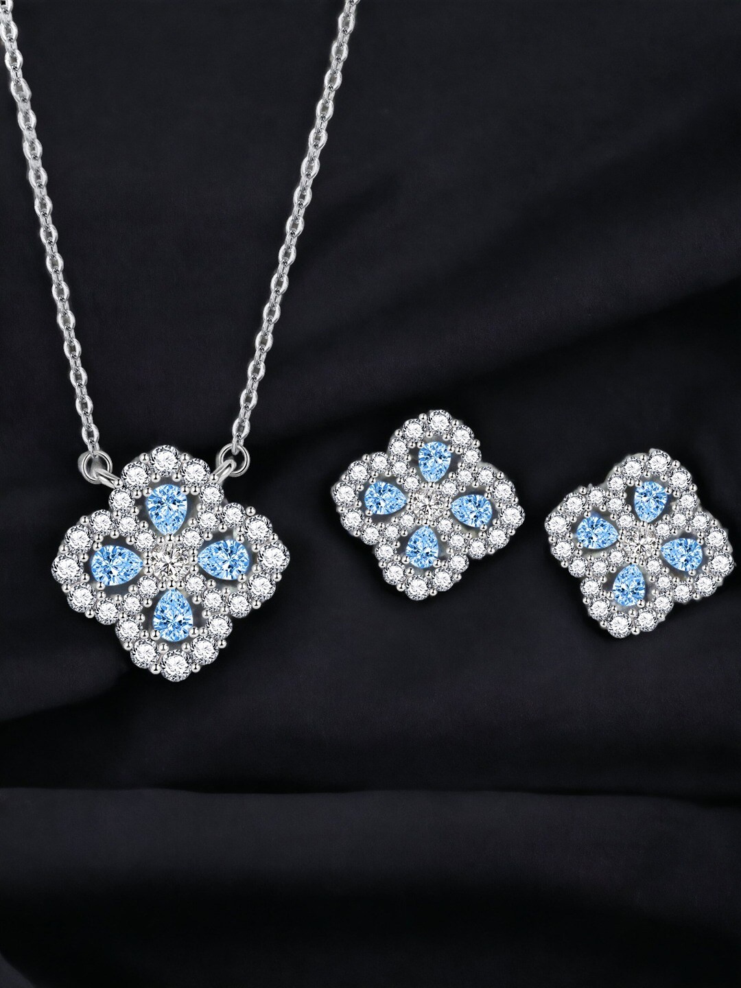 

Designs & You Silver Plated Cubic Zirconia Studded Jewellery Set