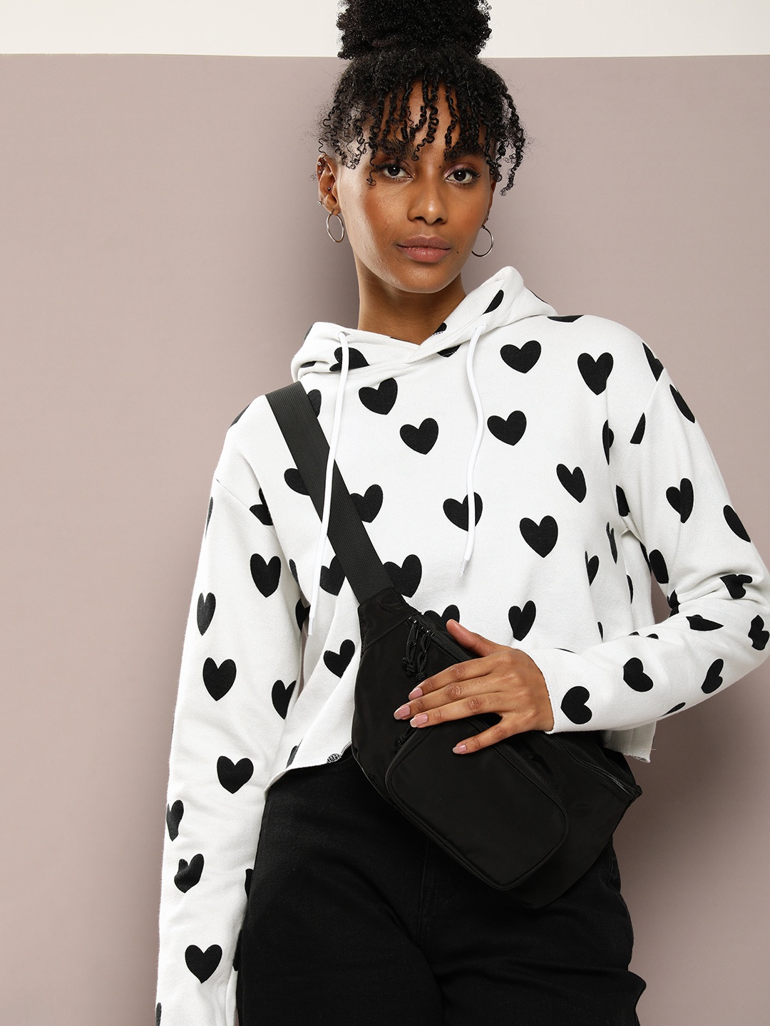 

Kook N Keech Printed Hooded Pure Cotton Crop Sweatshirt, Off white