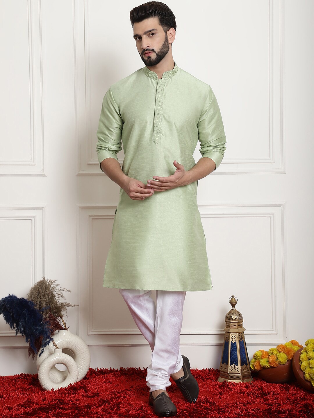 

Armaan Ethnic Mandarin Collar Long Sleeve Pure Silk Kurta With Churidar, Green