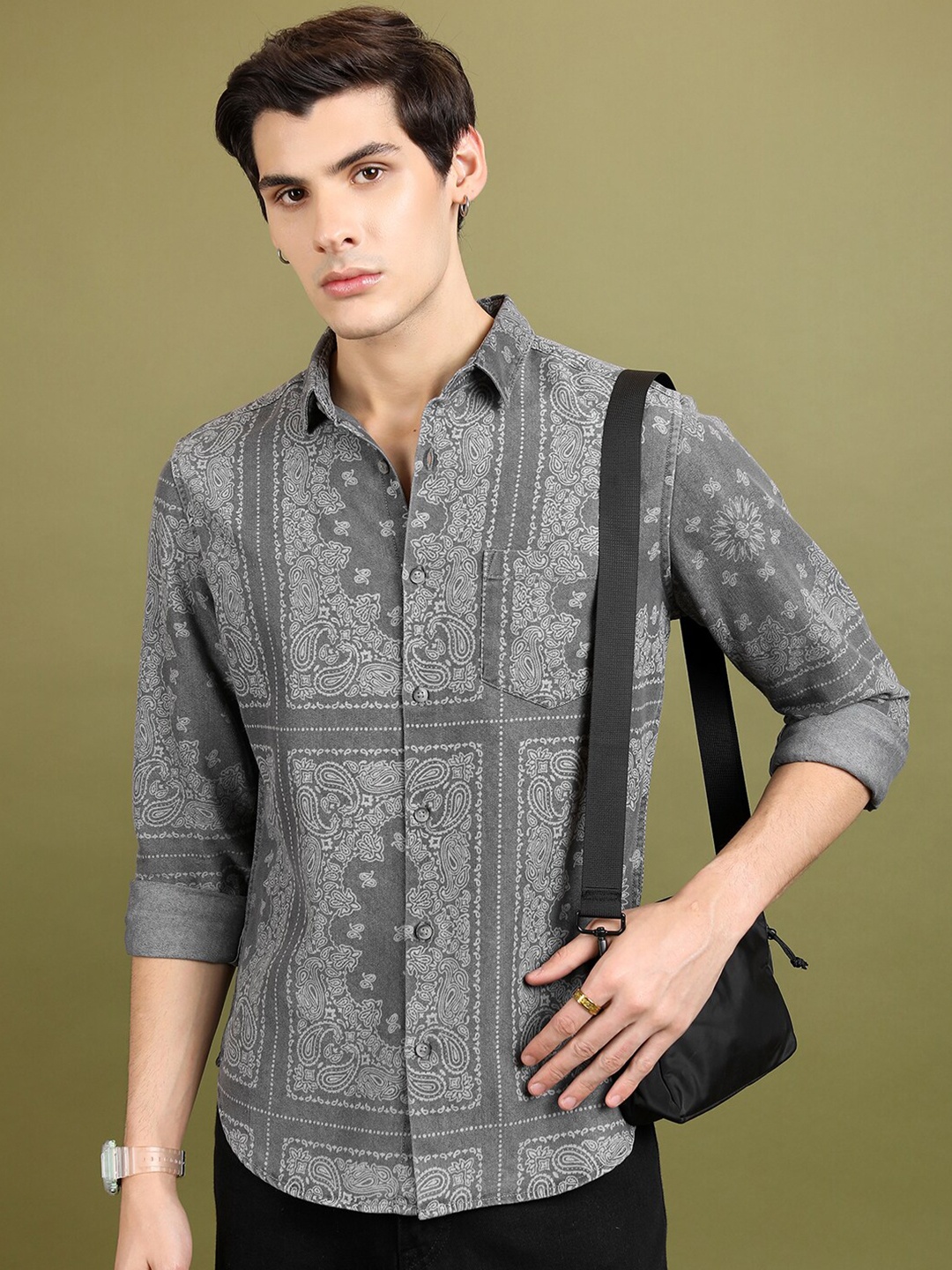 

HIGHLANDER Grey Slim Fit Ethnic Motifs Printed Spread Collar Cotton Casual Shirt