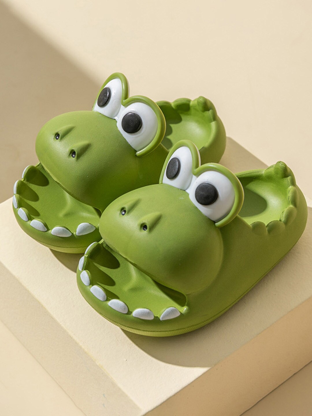 

Baby Moo Kids Crocodile Design Lightweight Sliders, Green