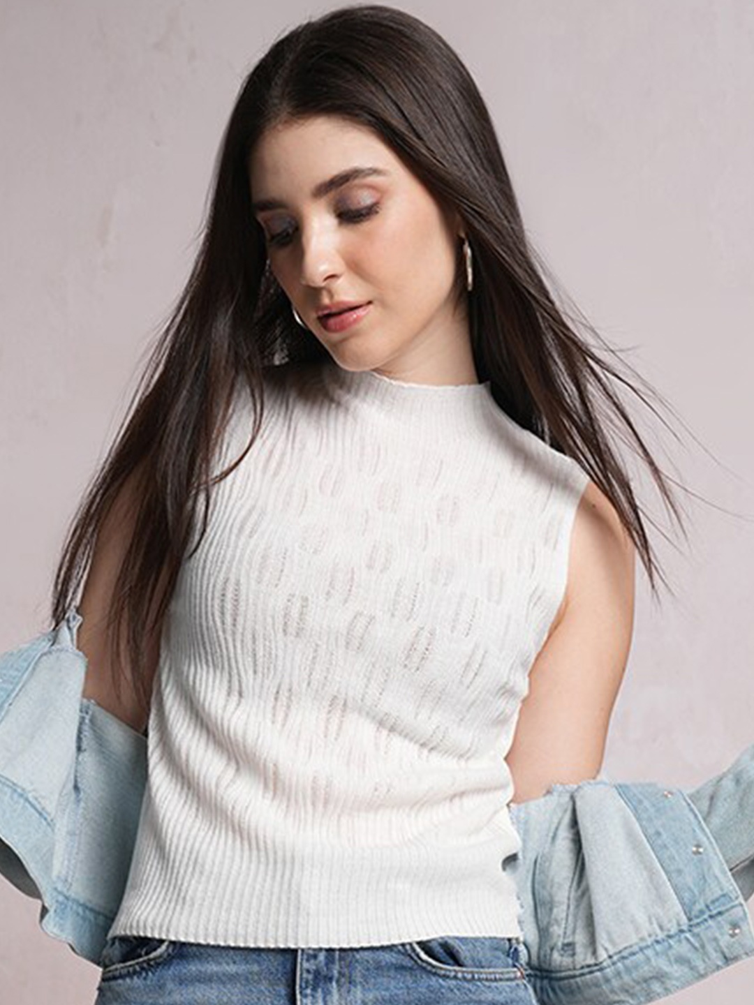 

Tokyo Talkies White Open Knit Sleeveless Acrylic Pullover