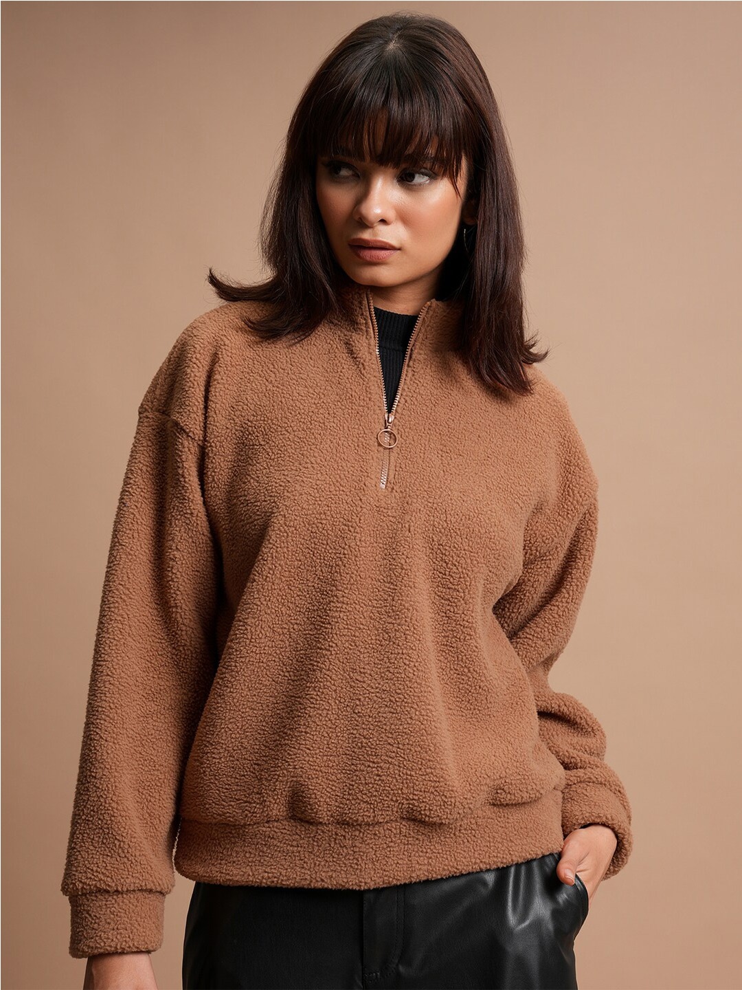 

Tokyo Talkies Brown Mock Collar Relaxed Pullover Sweatshirt