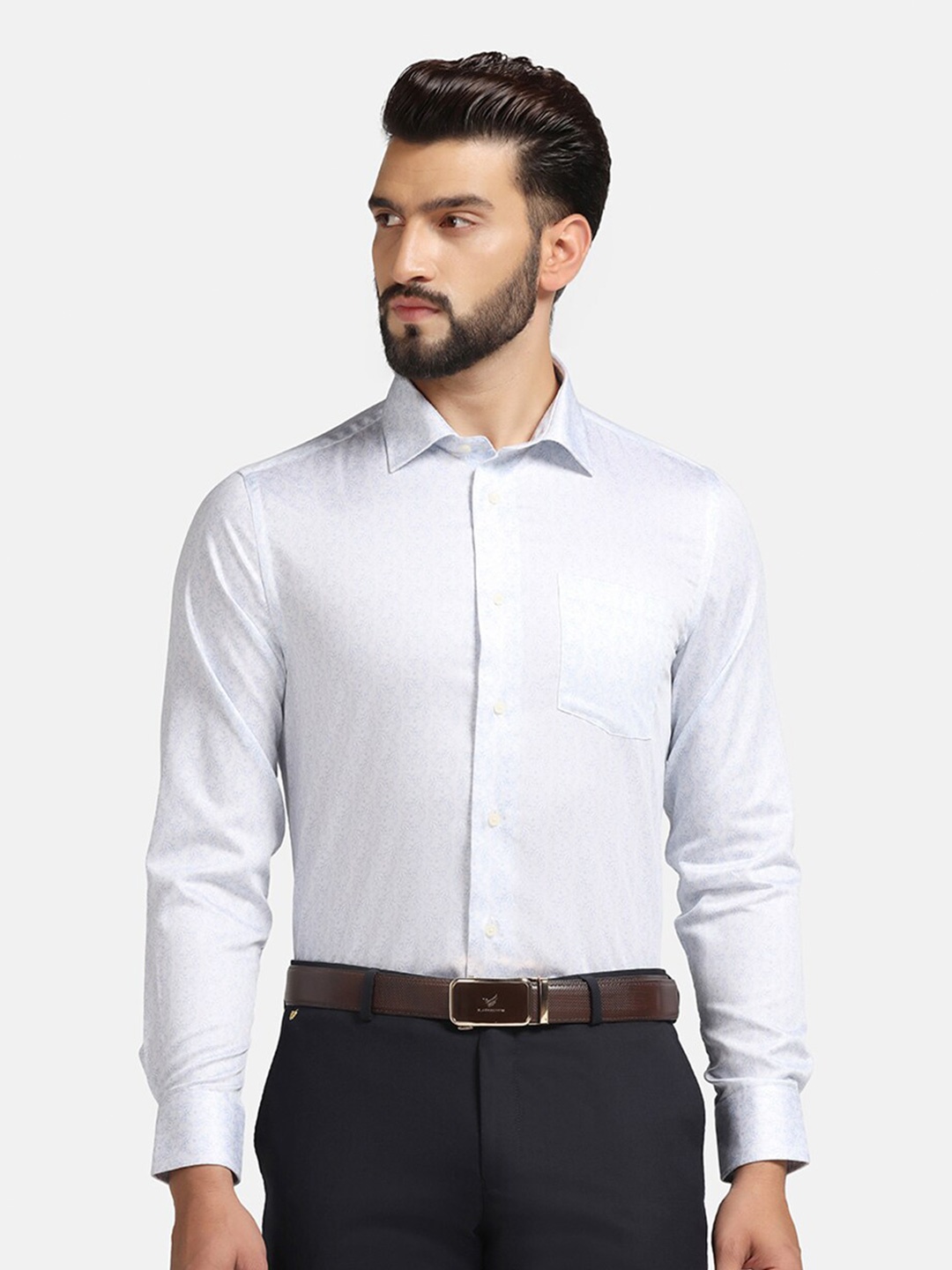 

Blackberrys Men Printed Formal Slim Fit Wrinkle-Resistant Shirt, Blue