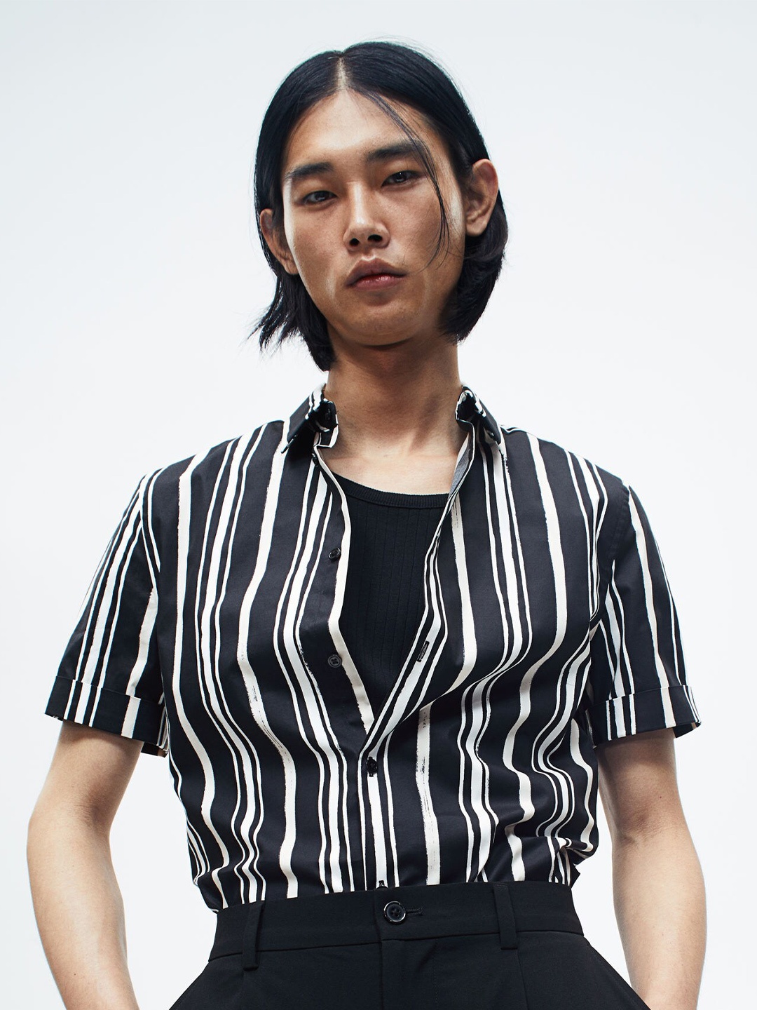 

H&M Muscle Fit Short-Sleeved Shirt, Black