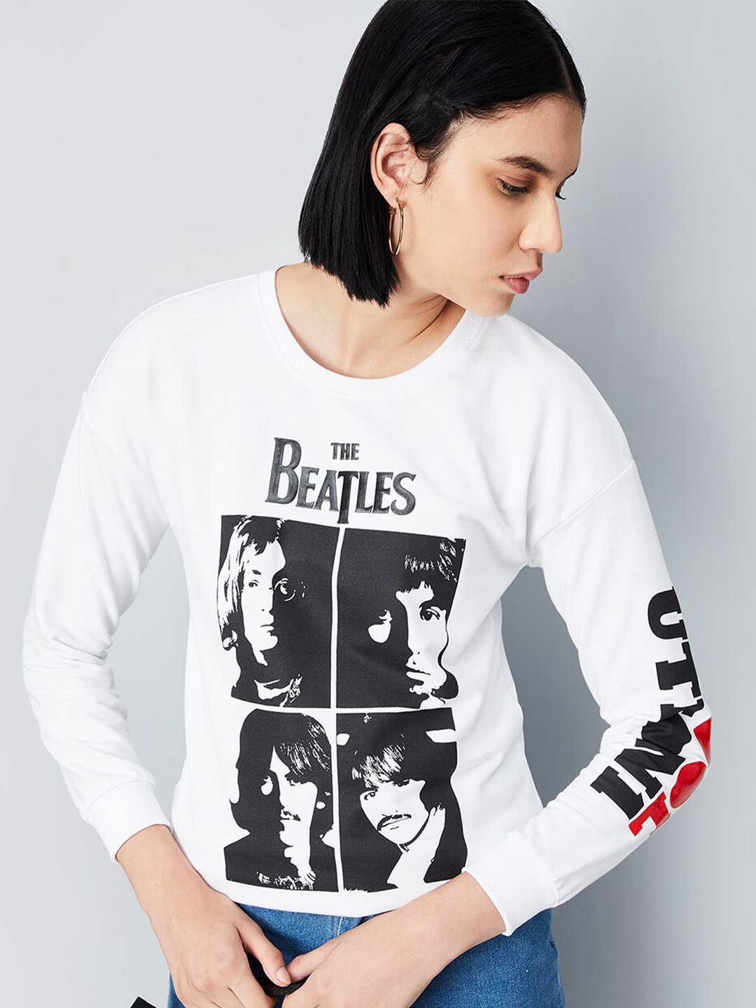 

max Graphic Printed Pullover Sweatshirt, White