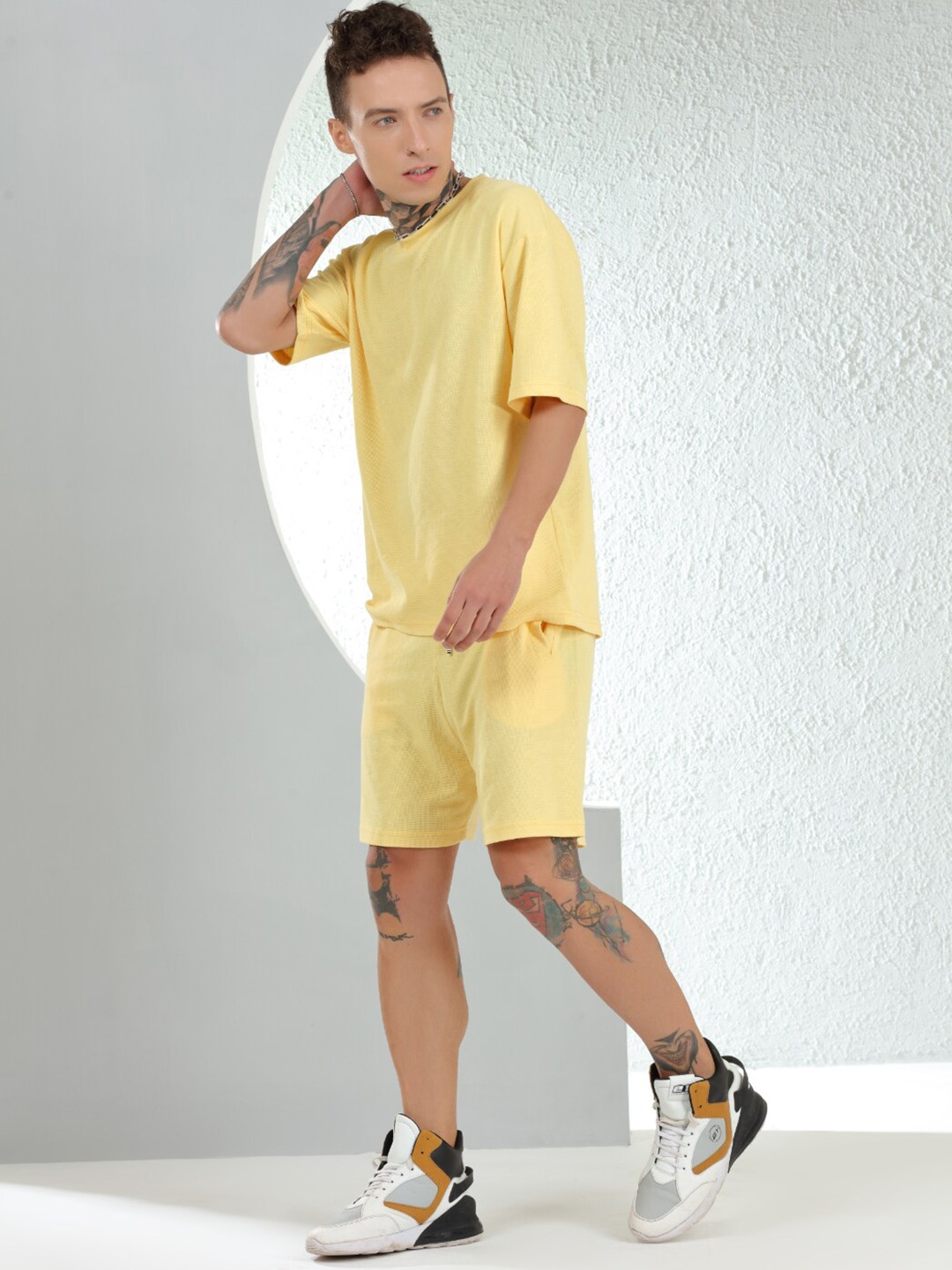 DIMEH Round Neck Oversized T-shirt With Shorts, Yellow