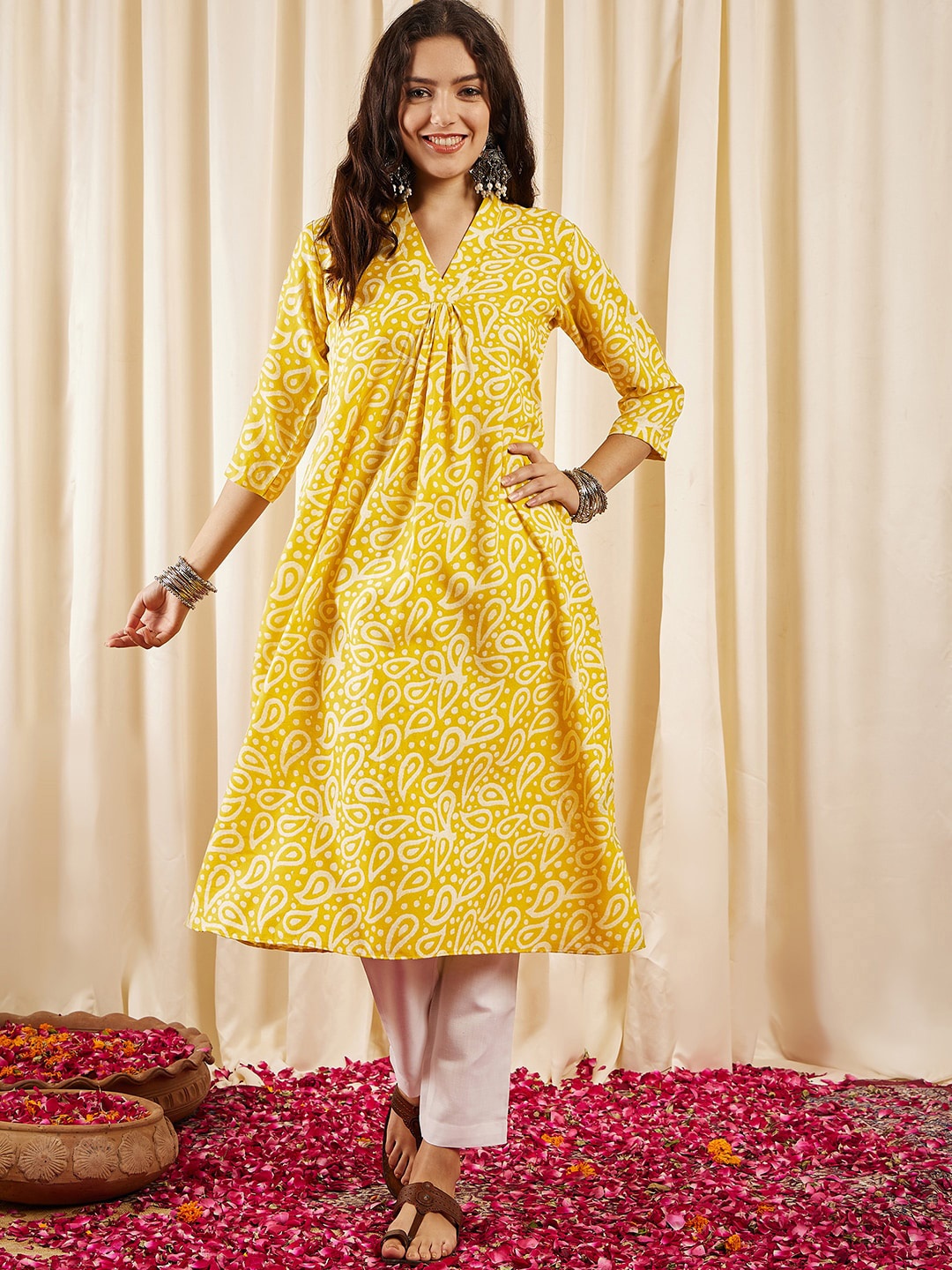 

Inddus Batik Printed V-Neck A-Line Kurta, Yellow