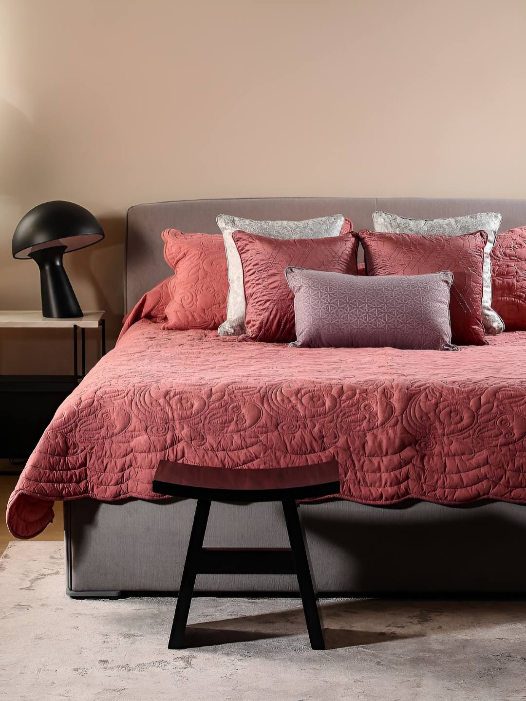 

Eris Home Pink Floral Quilted Double King Cotton Bed Cover with 2 Pillow Covers