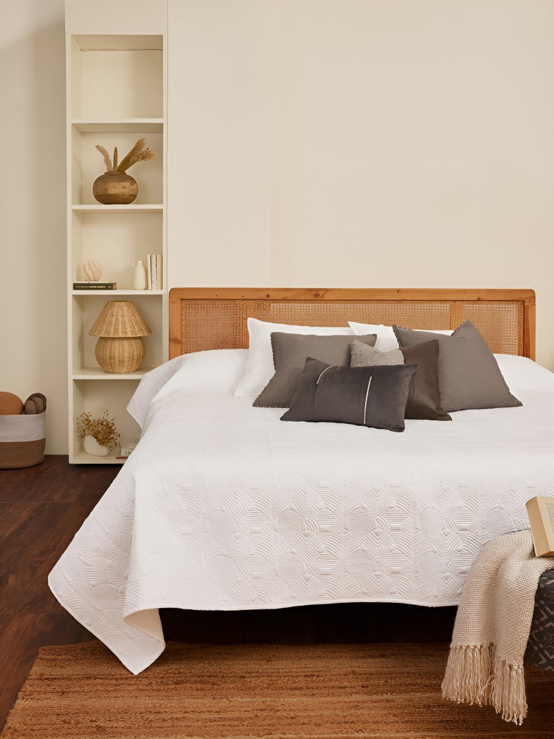 

Eris Home White Self Design Double King Cotton Bedcover With 2 Pillow Covers